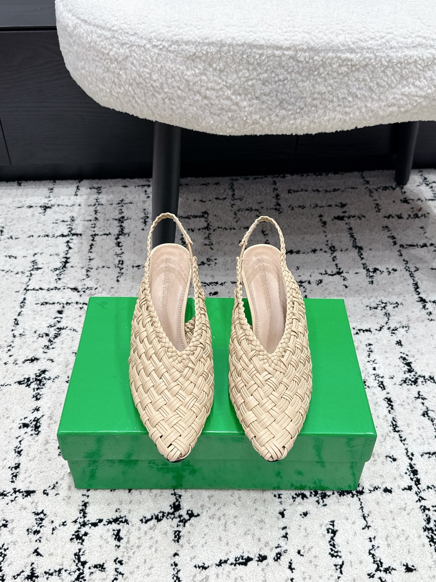 BV 26ss Intrecciato Slingback Heels 5.5cm Begie Woven Leather 858419