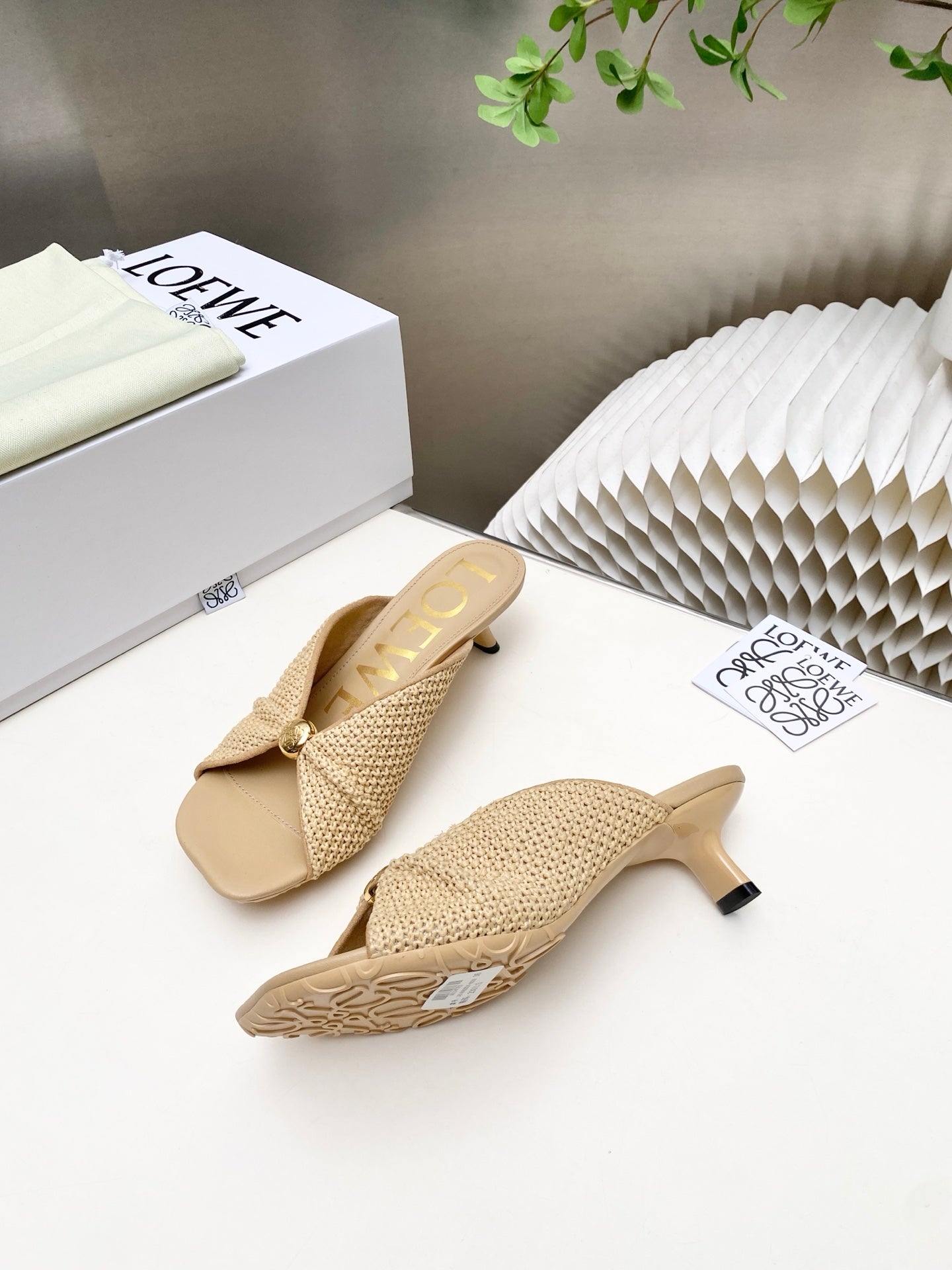 Loew Pebble Soft Sandals Beige Lambskin Leather 881366