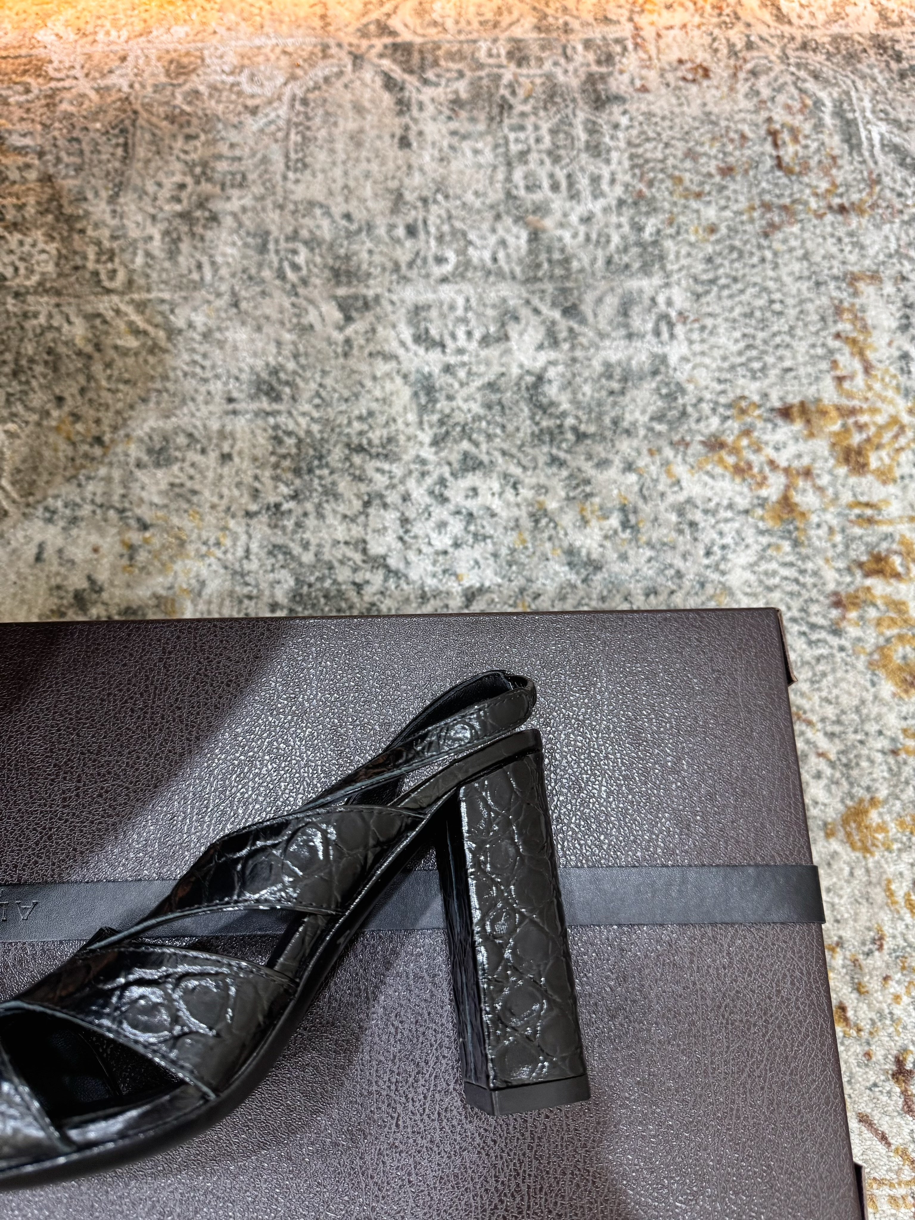 Alaia Snake Print Slingback Pumps 9.5cm Black Cowhide 881560