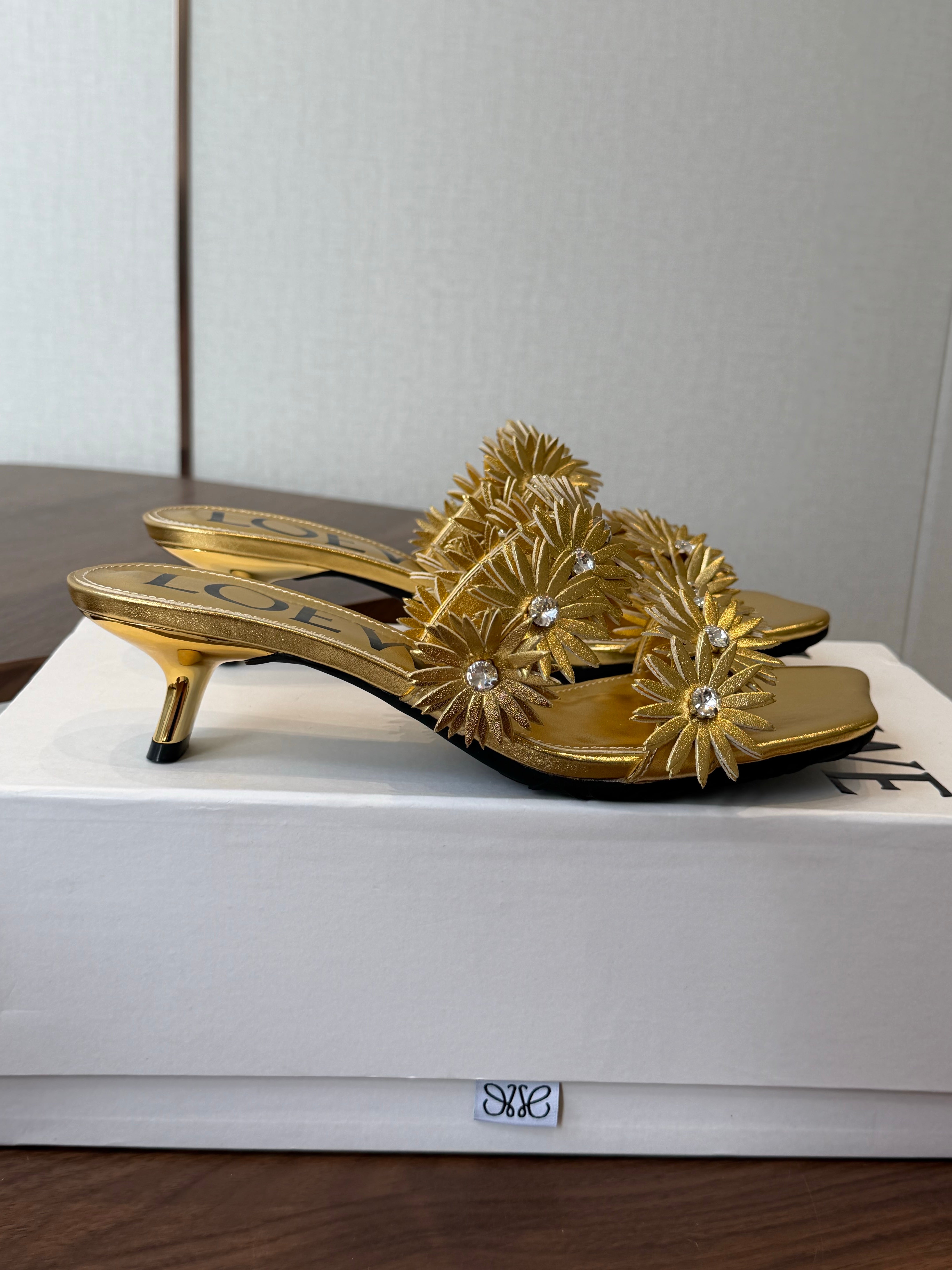 Loew Paula's Ibiza Petal Flower Sandals Metallic Gold Leather 889900