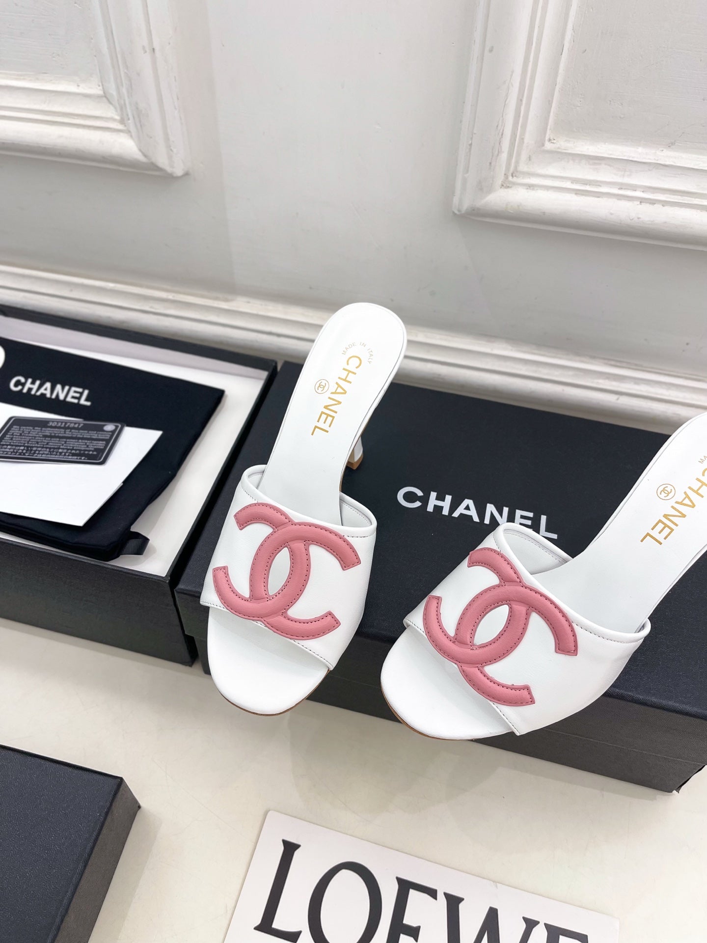 CC Double C Mules 9.5cm White Pink Leather 891677