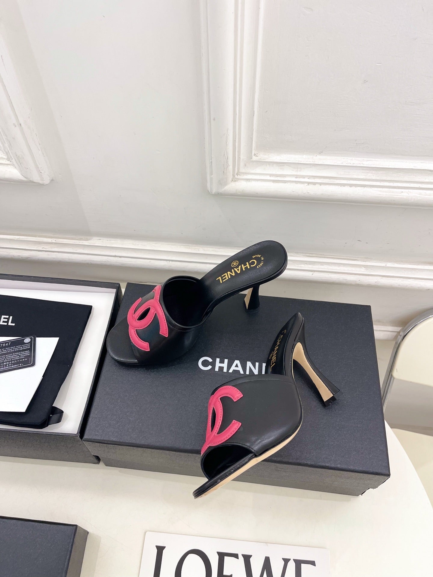 CC Double C Mules 9.5cm Black Pink Leather 891676