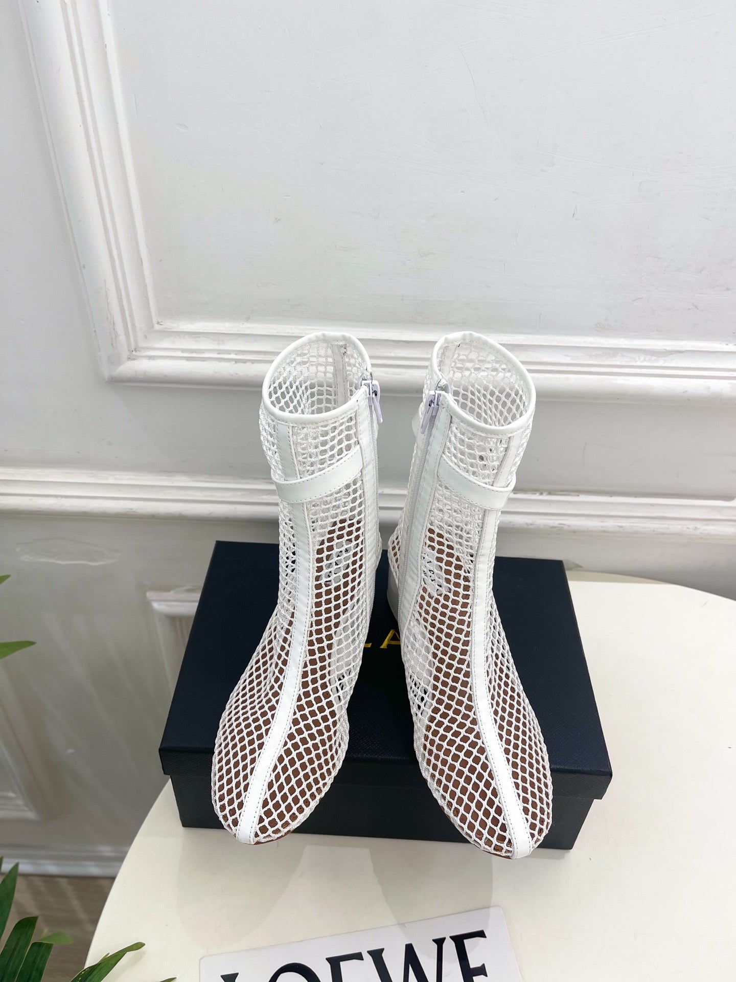 Alaia Boots 5.5cm Fishnet Ankle Boots White Mesh Patent Leather 892043