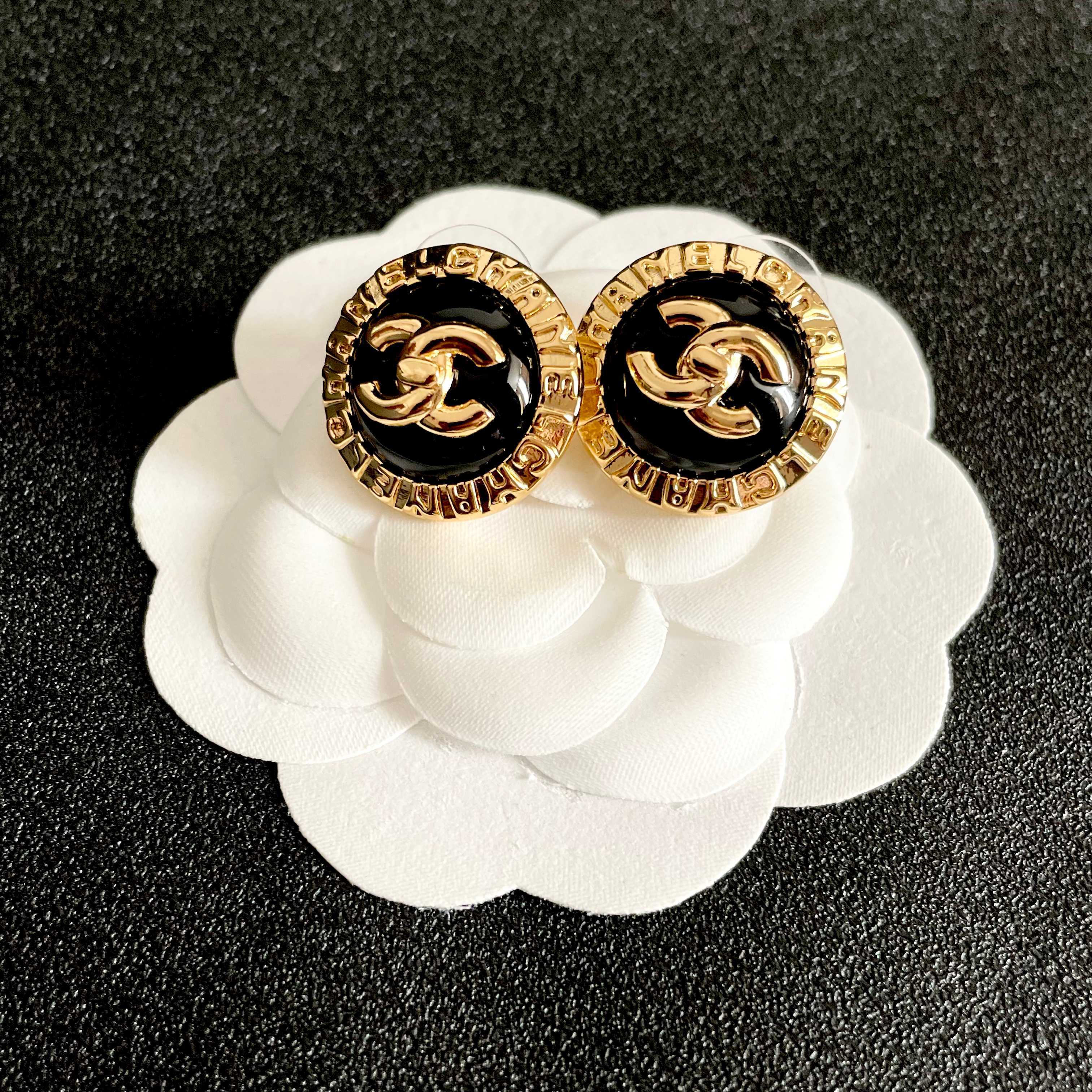 CC Round Stud Necklaces Enamel 65966