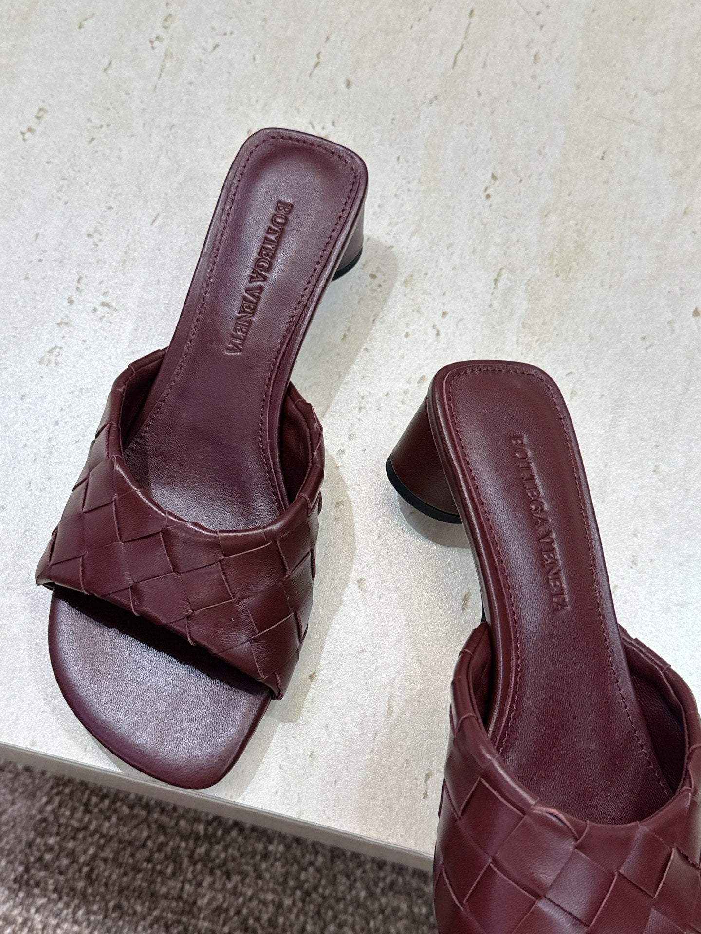 BV 26s Blink Intrecciato Mules 4.5cm Burgundy Leather 896577