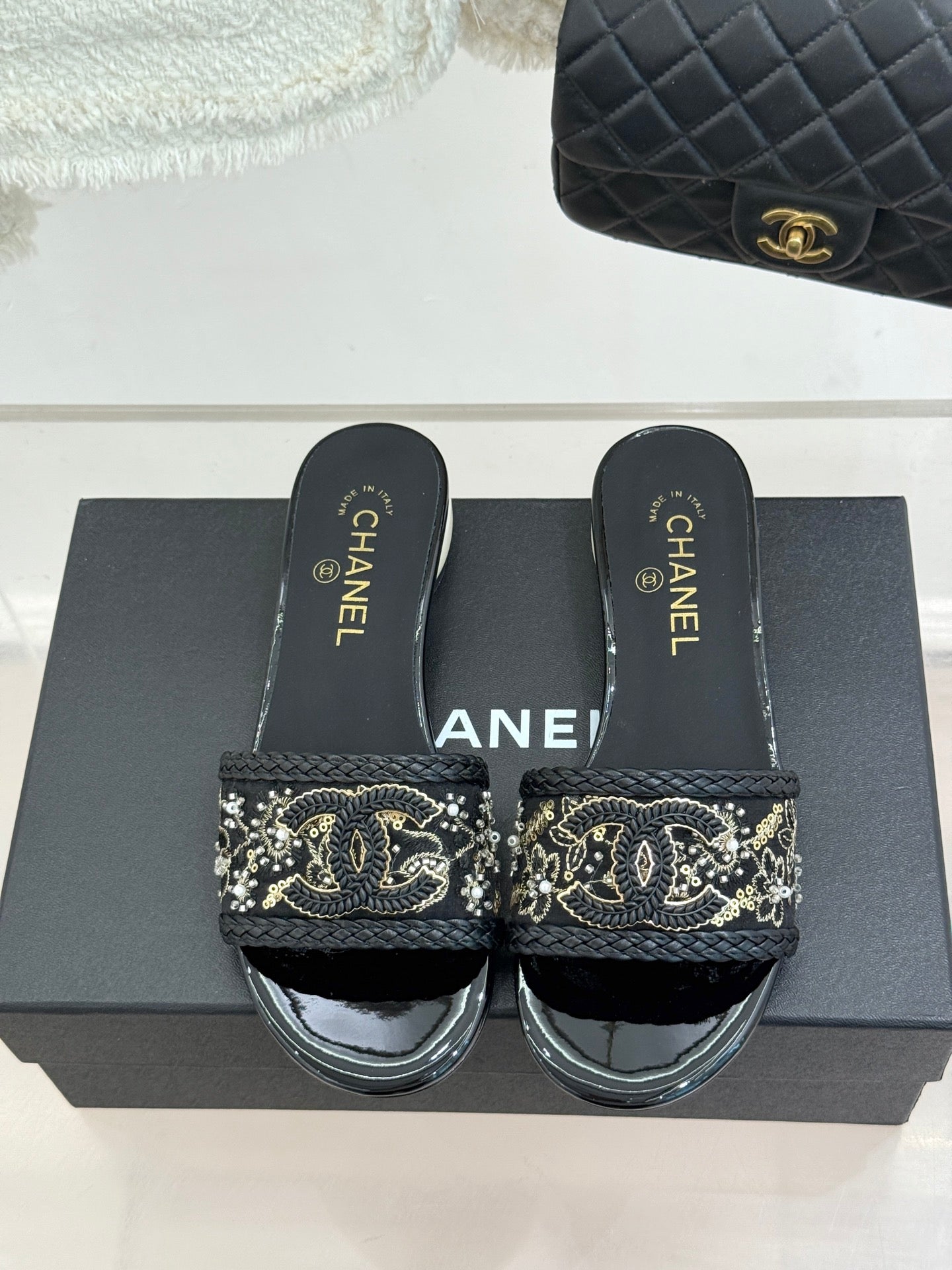 CC Pearl Heel Beaded Embroidered Slides Black Lambskin 904678