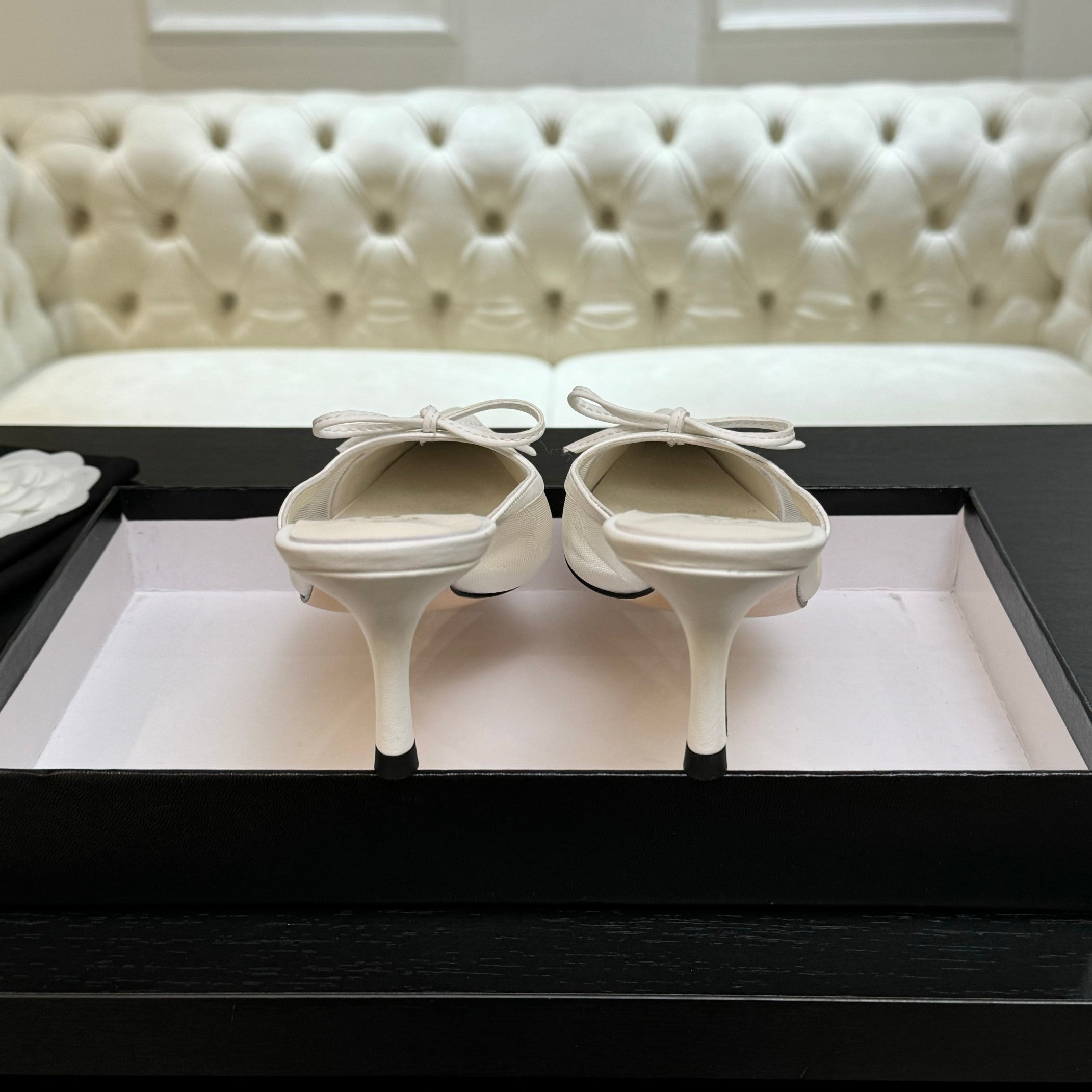 CC Bow Pointed Toe Mules White Mesh & Leather 912943