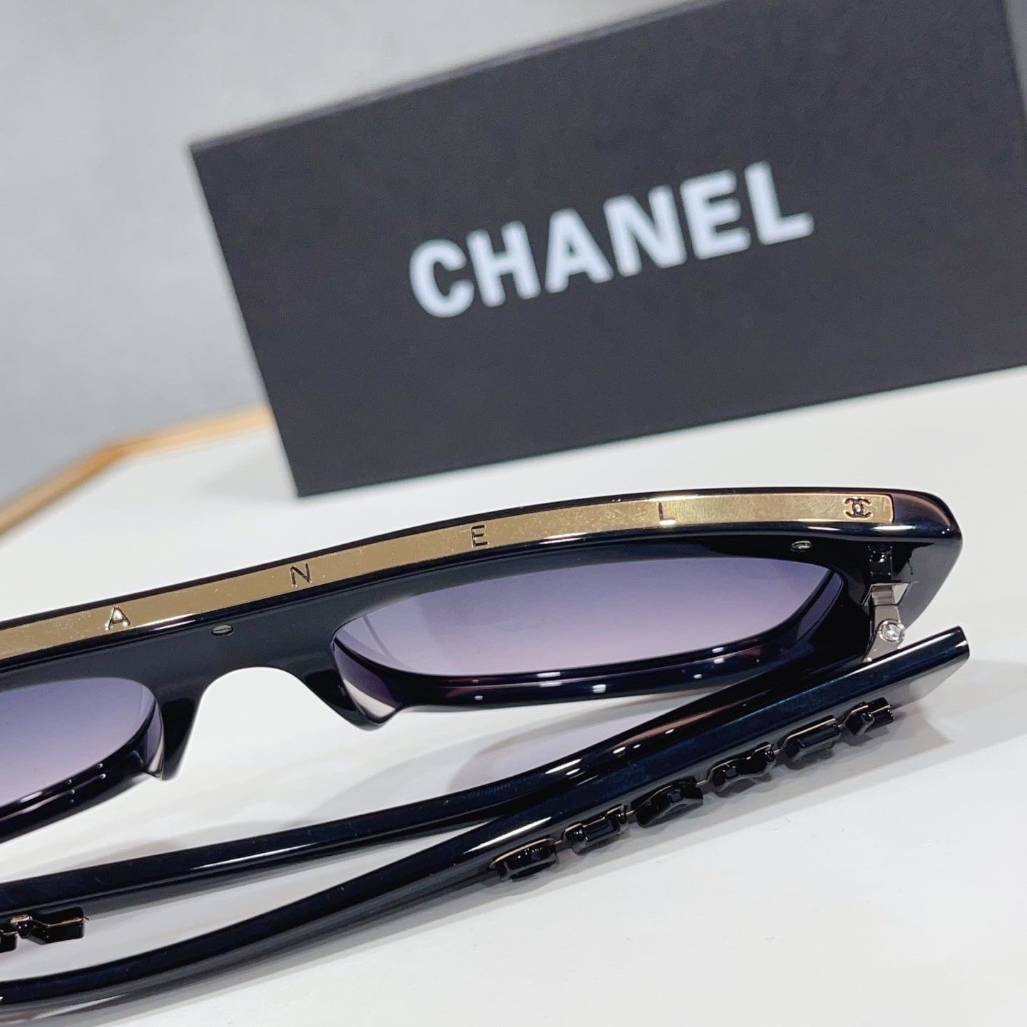 CC Sunglasses 108