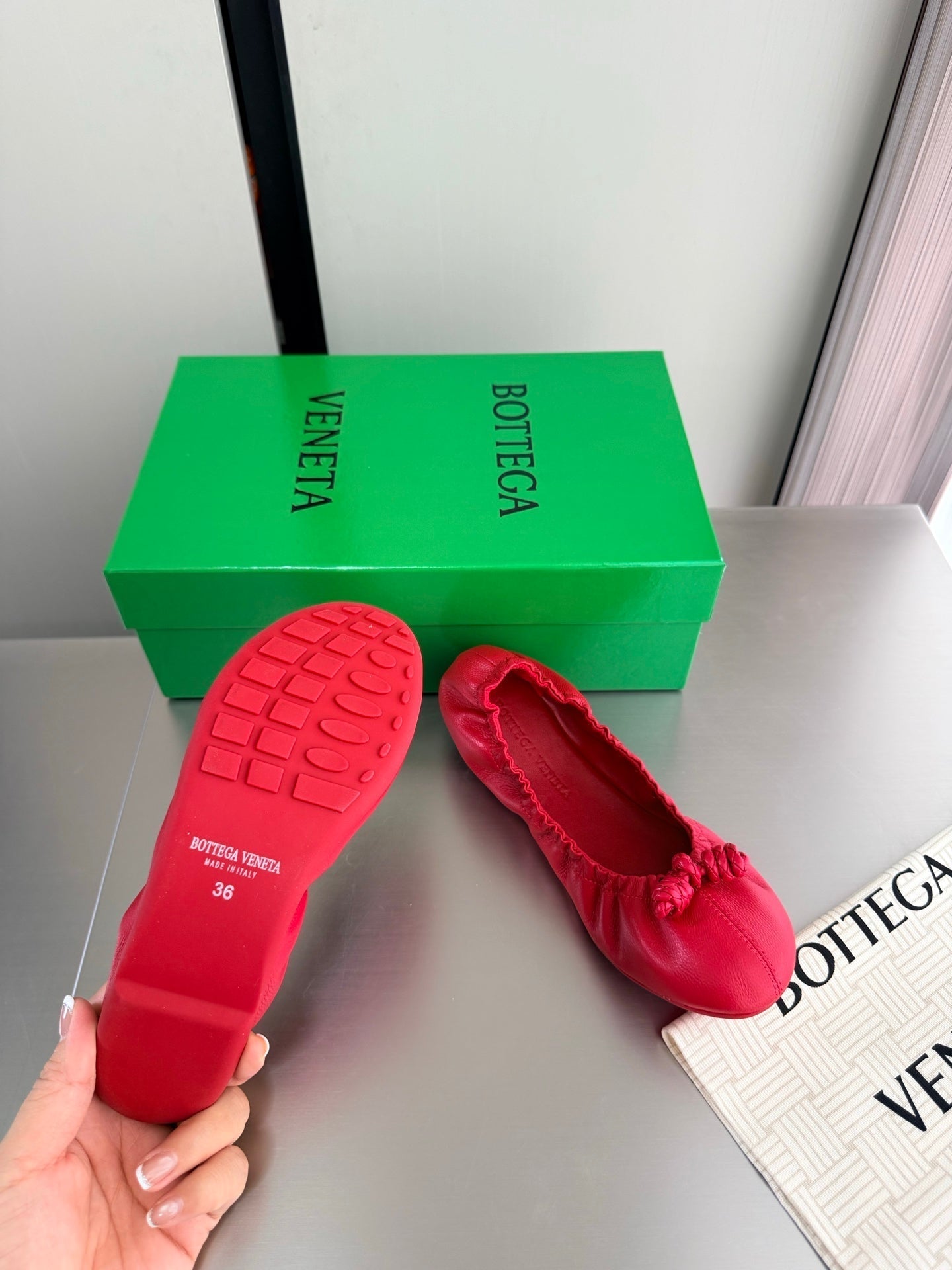 BV Fantasmina Knot Ballerina Flats Red Leather 929574
