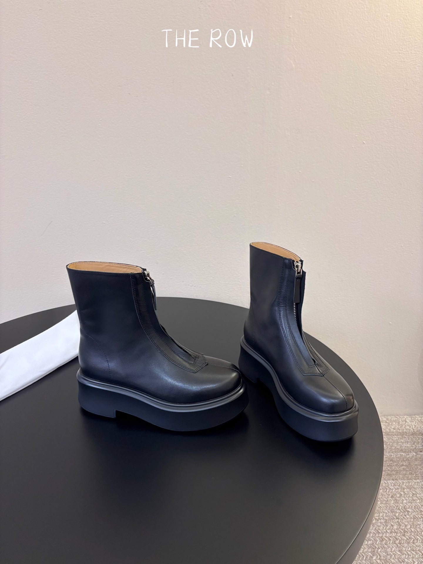 TR Platform Ankle Boots 4CM Black Leather 933554