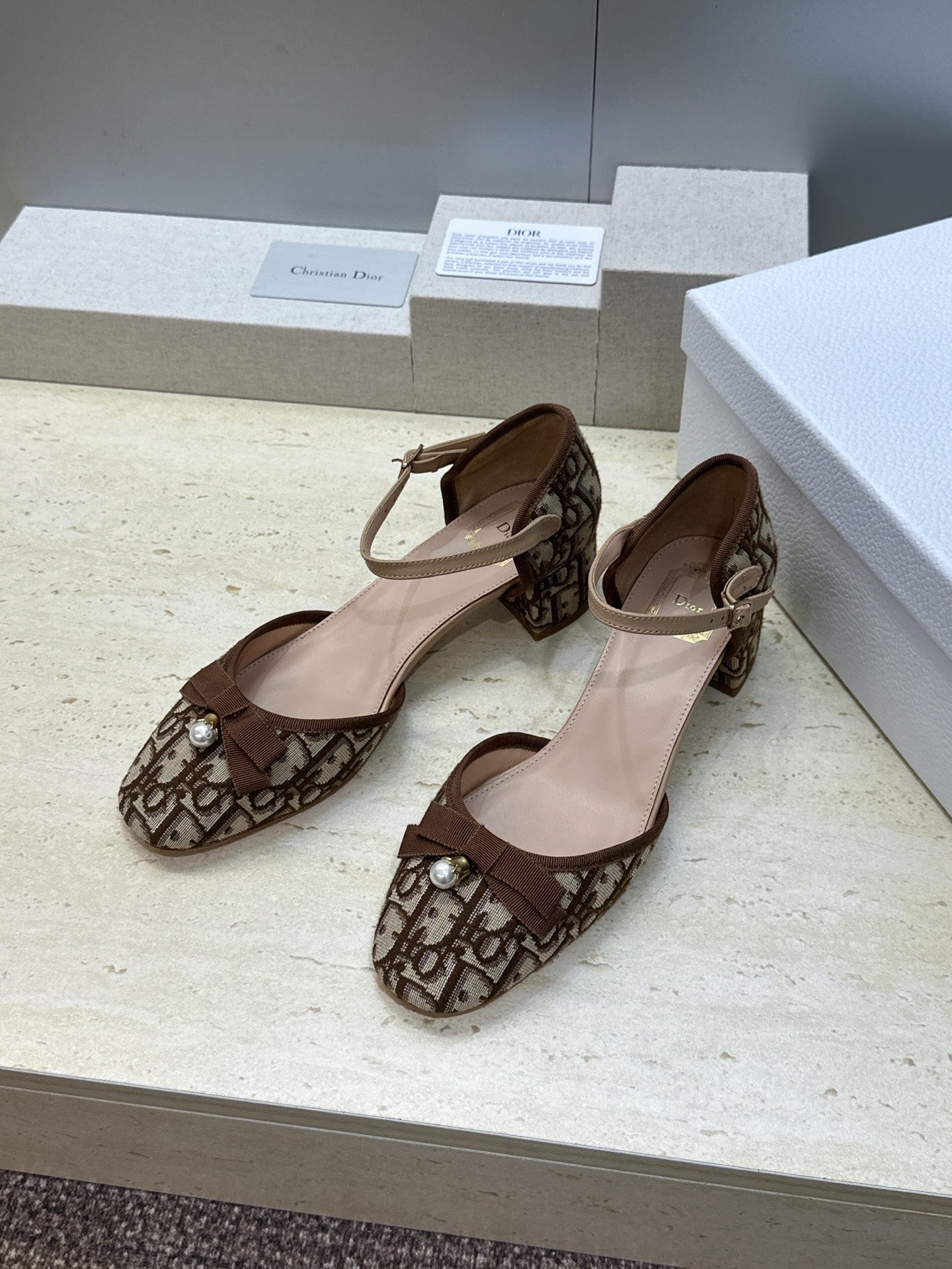 CD Oblique Bow Pearl Ankle Strap Pumps 3.5CM Brown Embroidered Cotton 933315
