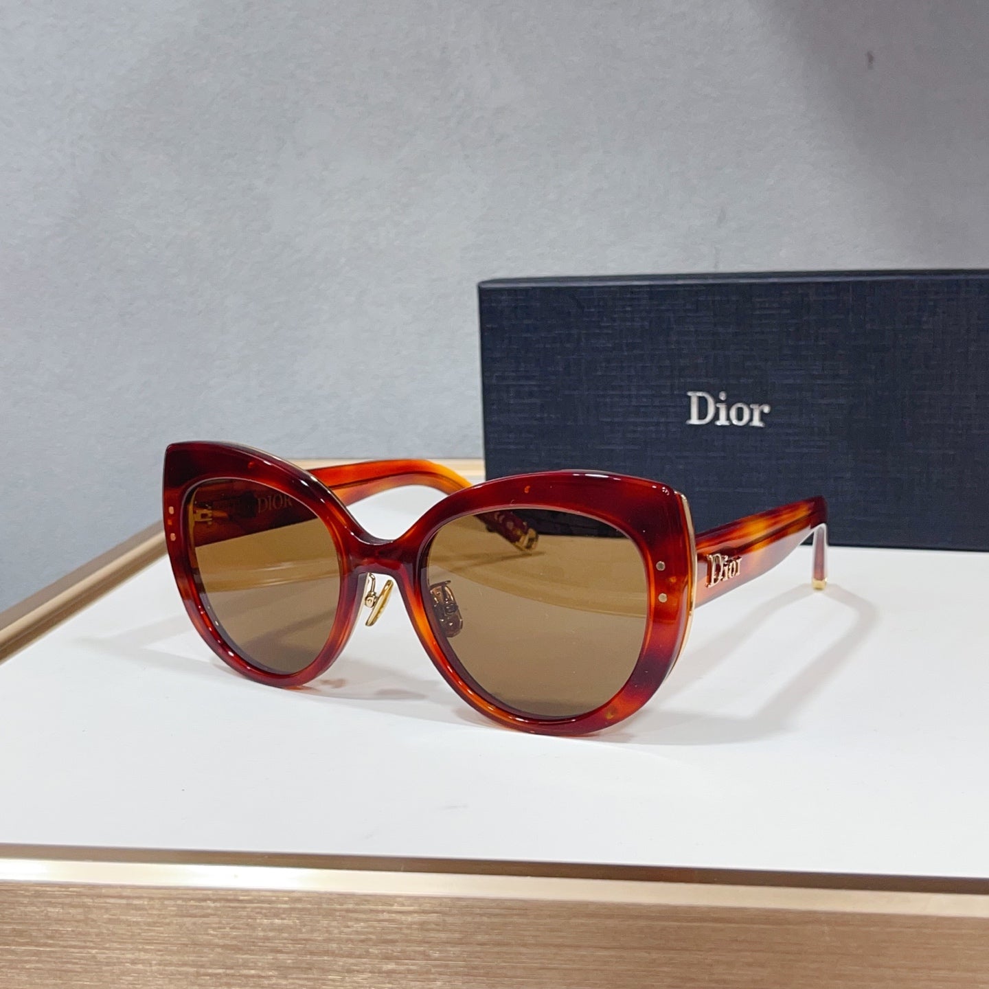 CD Sunglasses 110