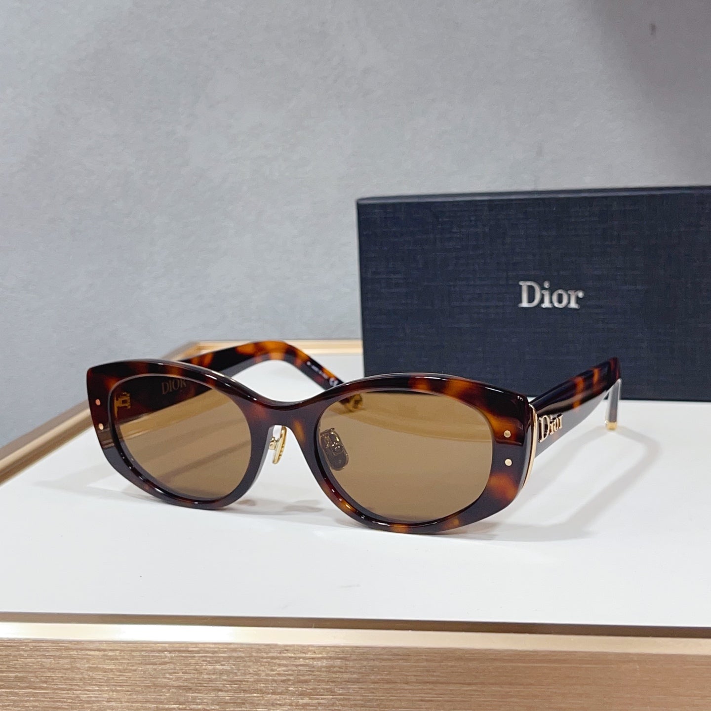 CD Sunglasses 111
