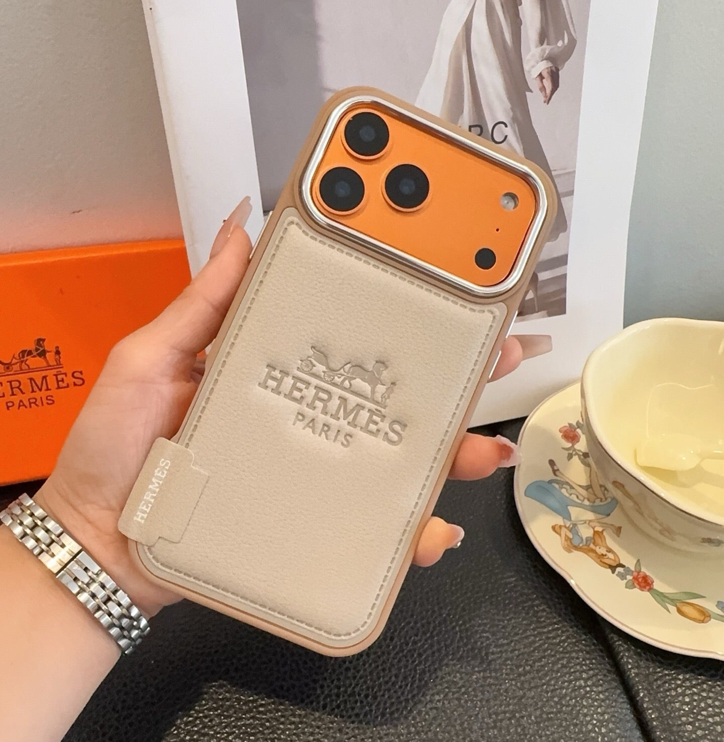 HM iPhone Case 371541