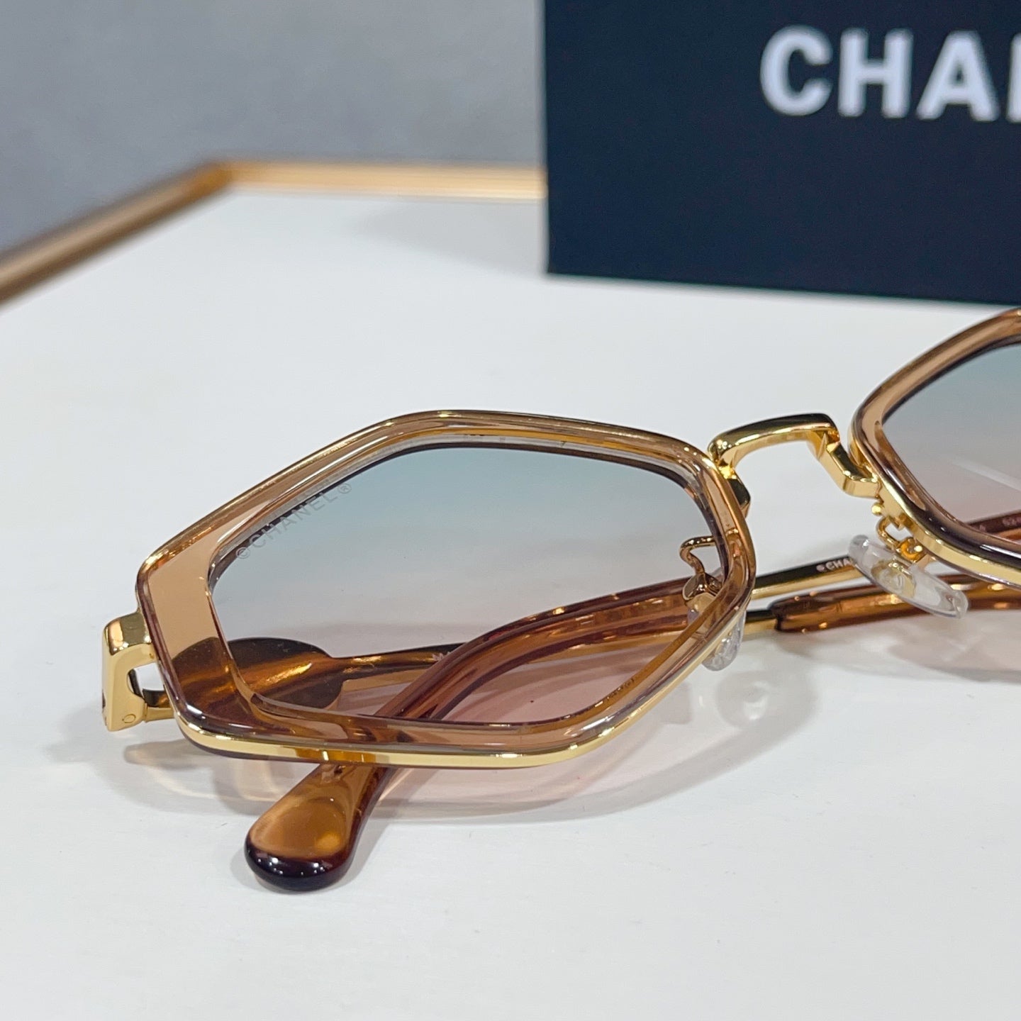 CC Sunglasses 71