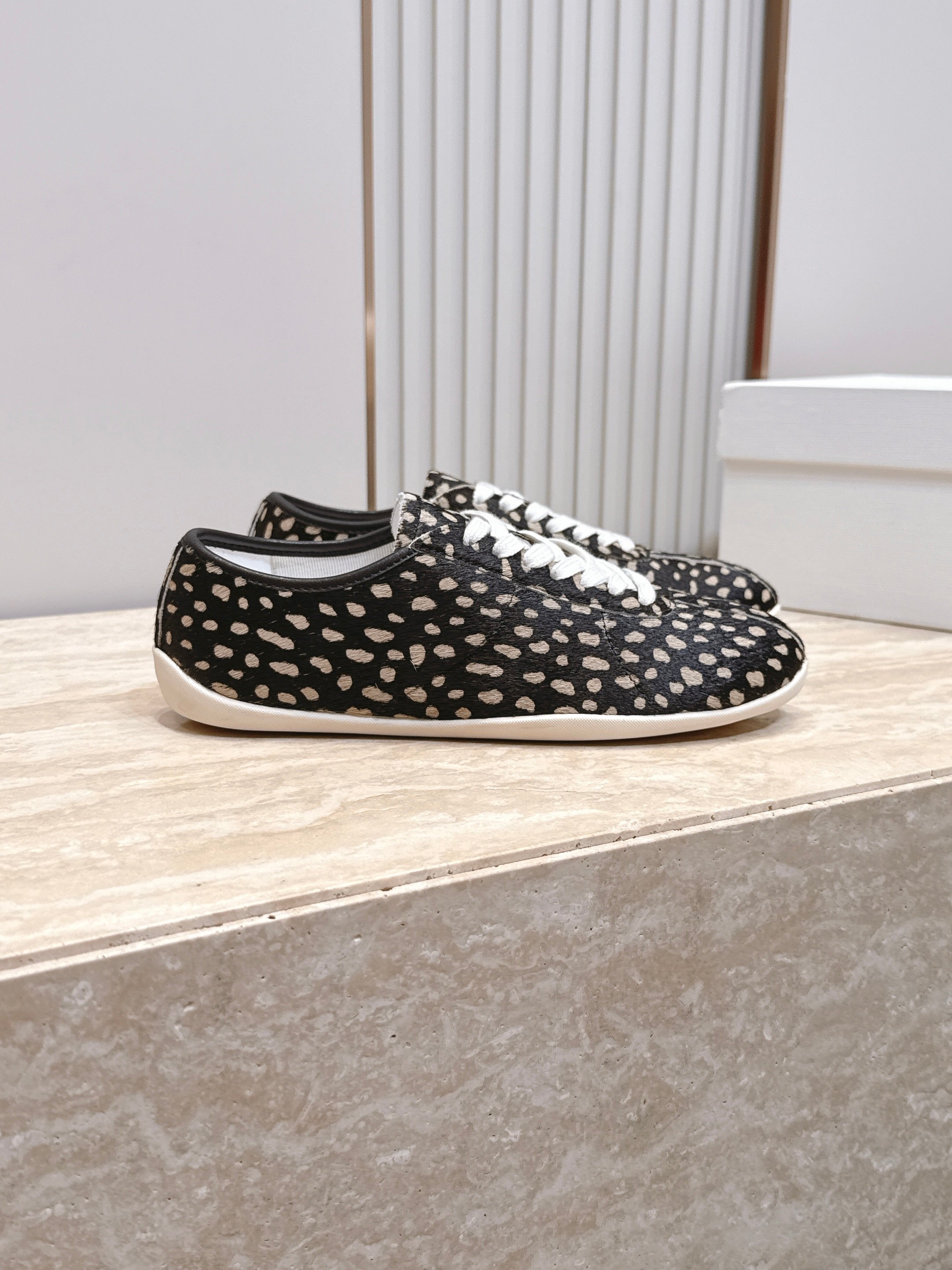 TR Leopard Print Low-Top Sneakers Black Horsehair 954420