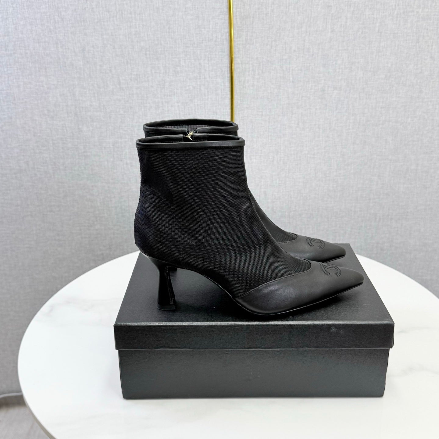 CC 26s Pointed-Toe Stiletto Ankle Boots Black Sheepskin Mesh 972790