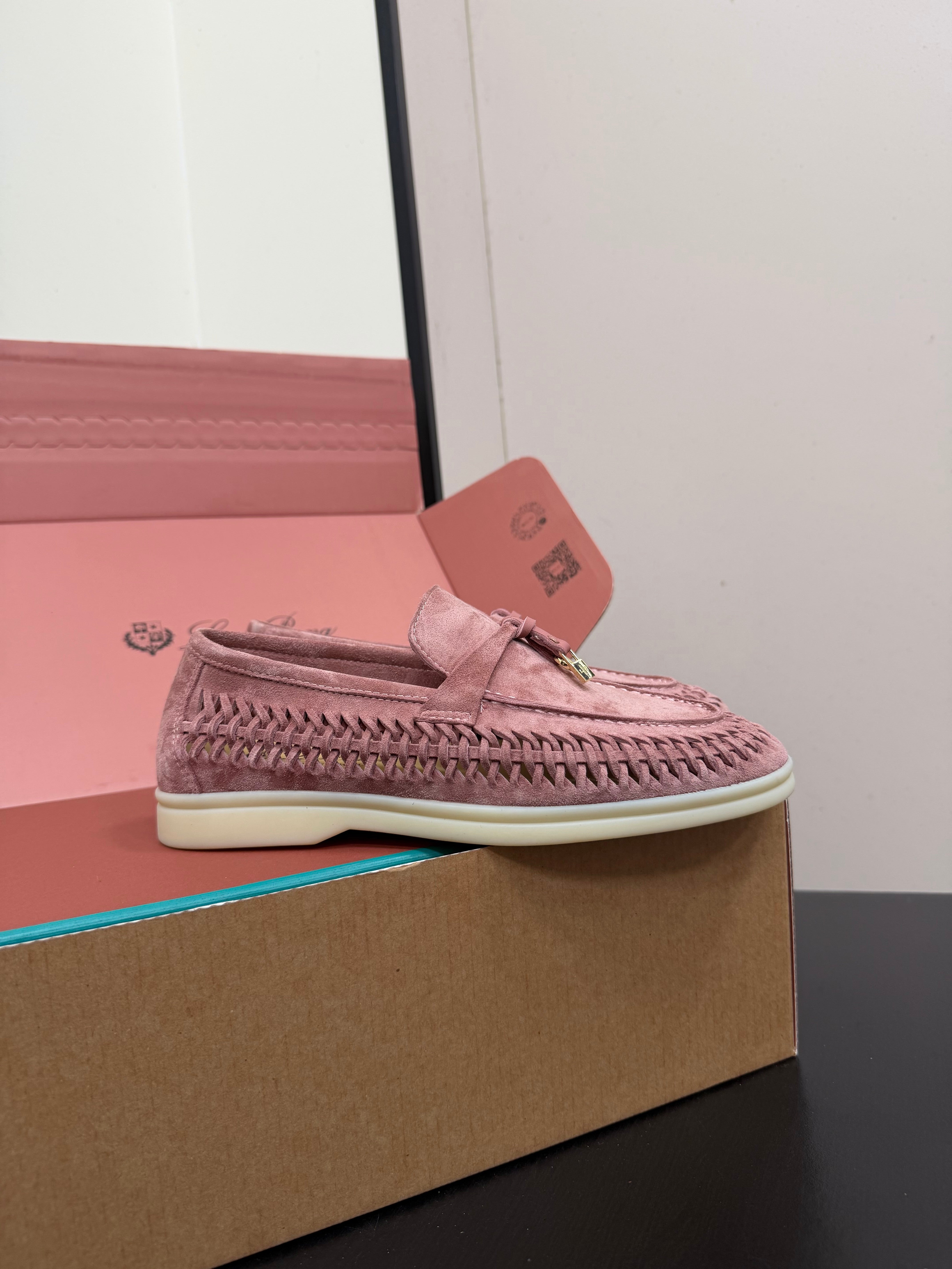 LP Summer Charms Walk Loafers Pink Suede 984719