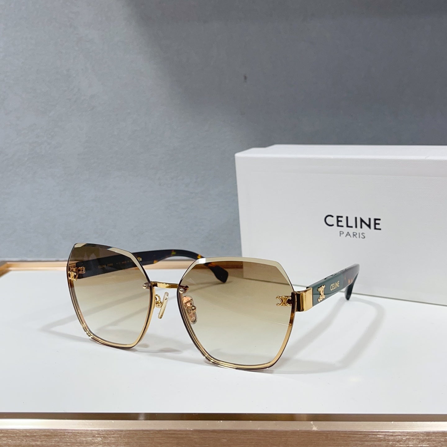 CE Sunglasses 164618