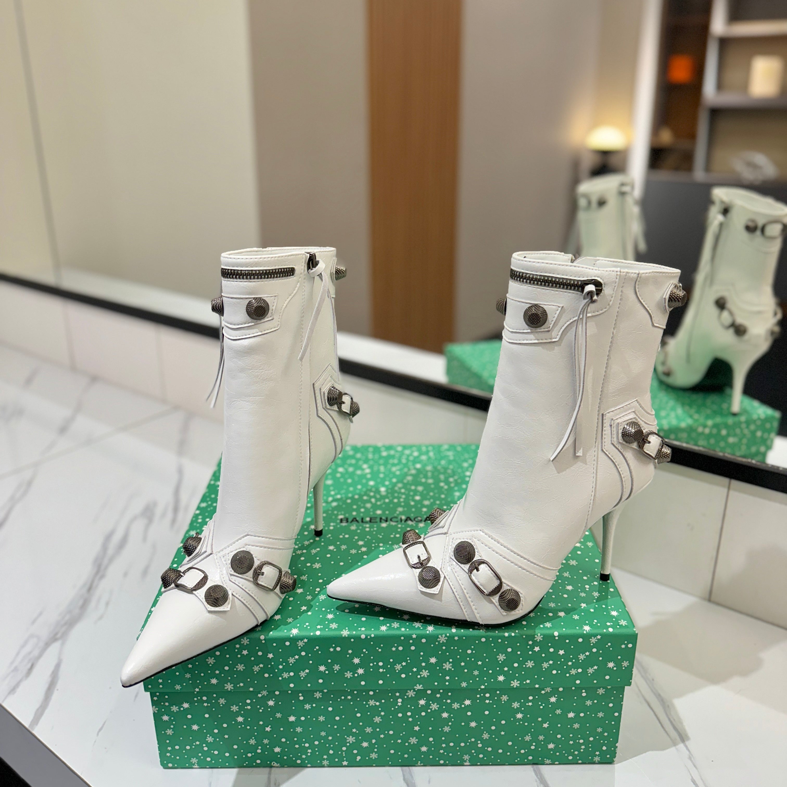 BLC Cagole Mid-Calf Boots 9.5cm White Leather 985486