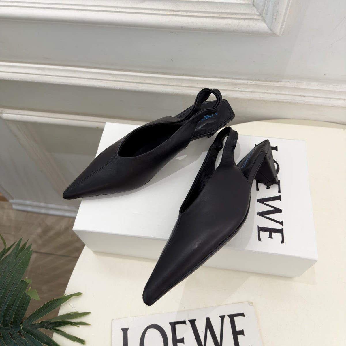 LW 26S Origami Slingback Pumps 4.5cm White Leather 111583