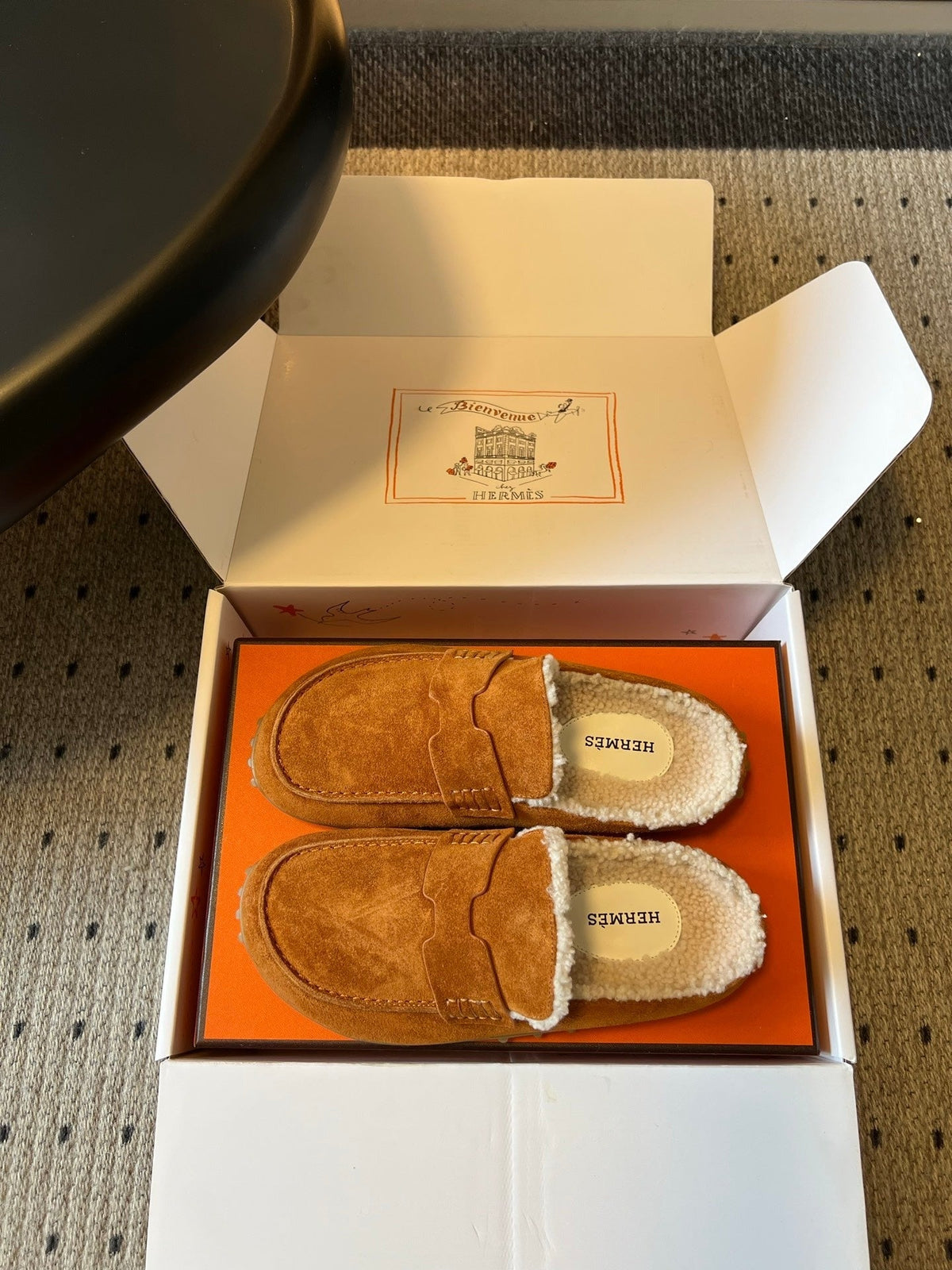 HM 26S Destin Mules Cognac Brown Suede