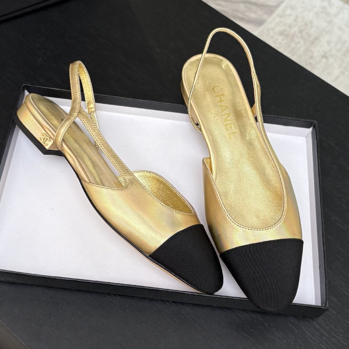 Chanel 2026 Two-Tone Slingback 2.0cm Cowhide 168114
