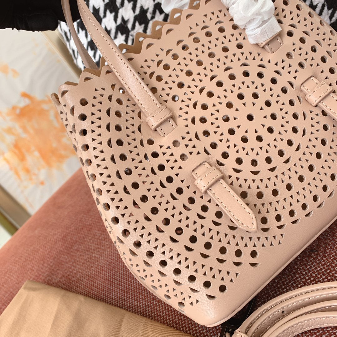 MINA 20 BAG IN DESERT SAND VIENNA CALFSKIN