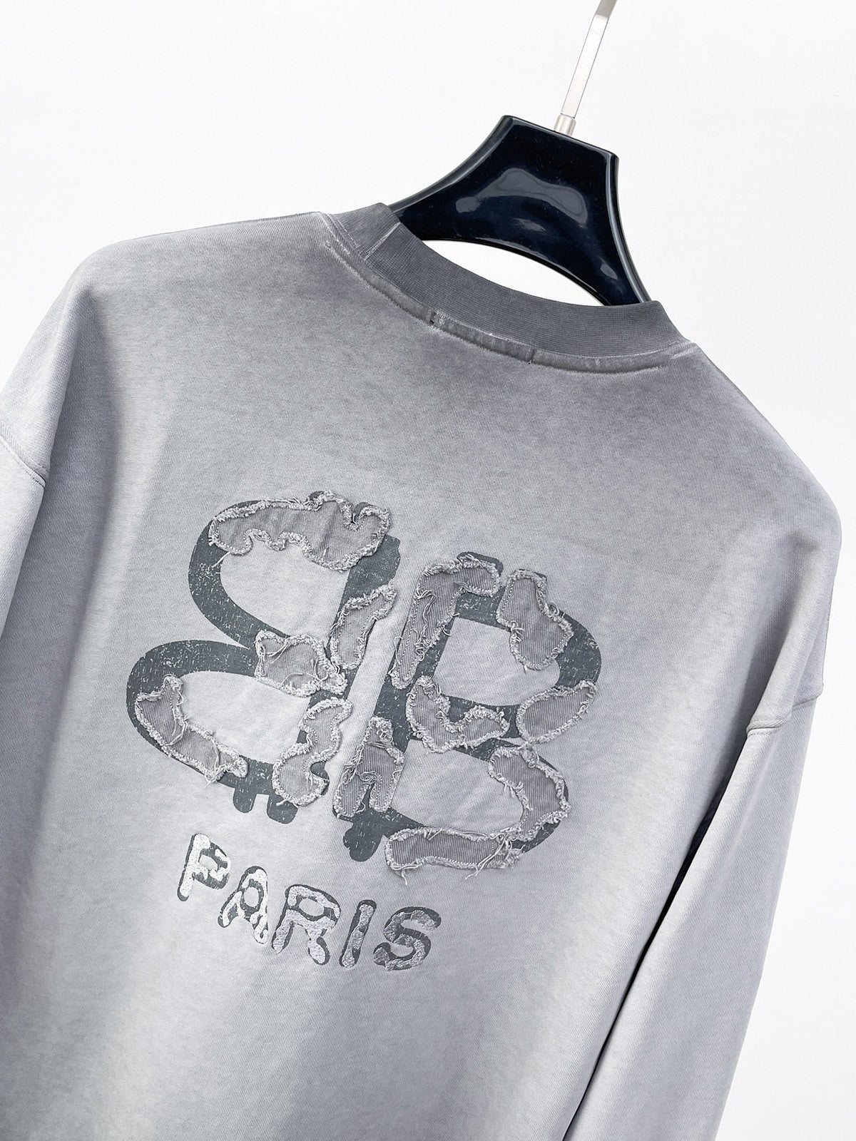 Balenciaga 26s Men Crewneck Sweatshirt Distressed Crystal Logo 749215