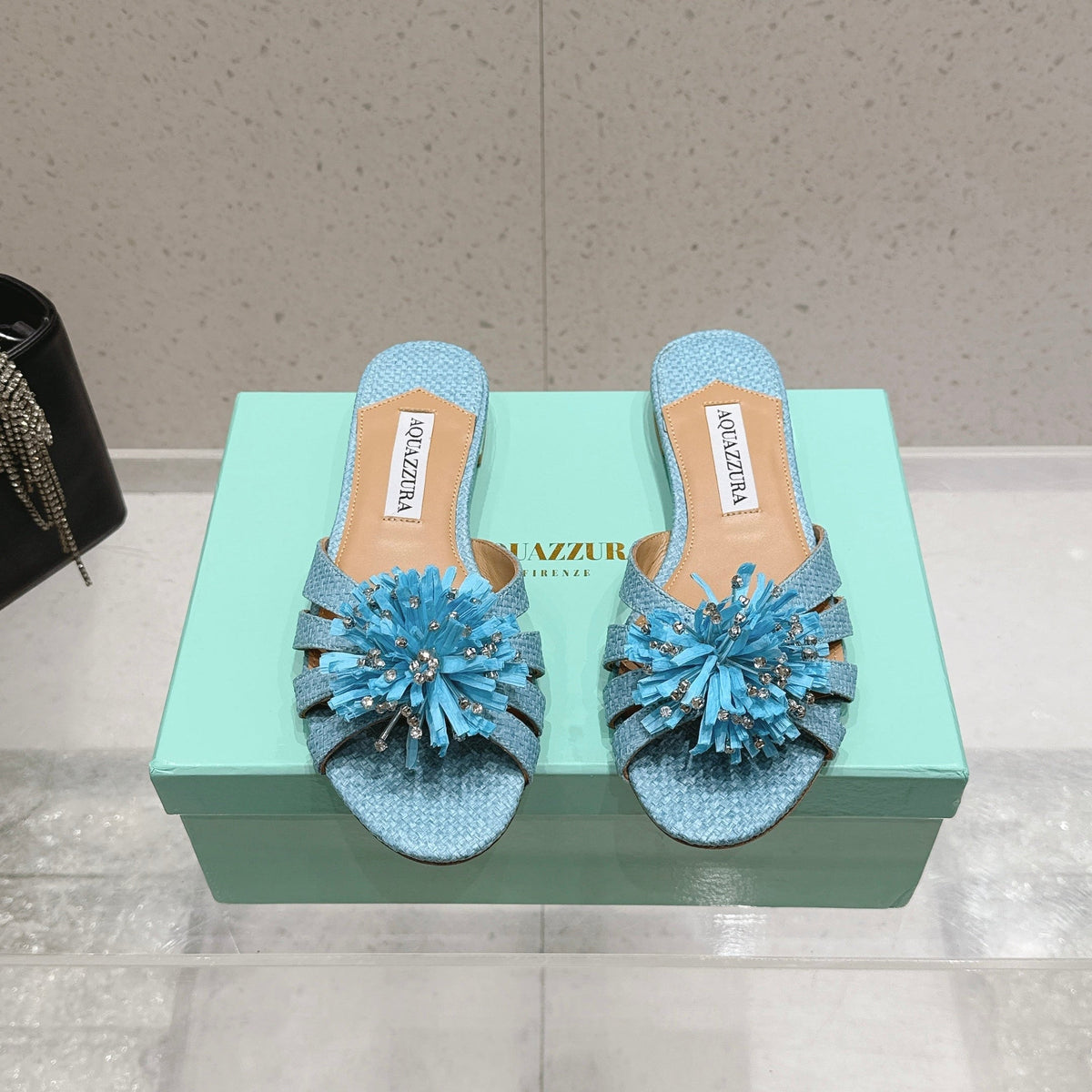 Aquazzura 26s Sandals Light Blue Woven Raffia 710492