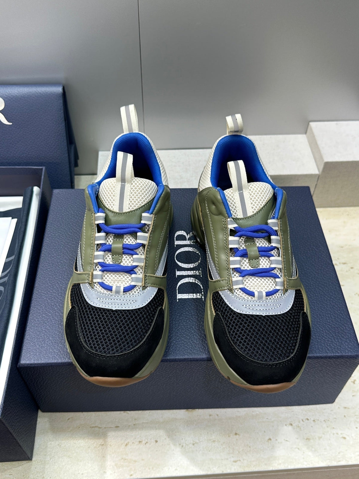CD 26s Men B22 Sneakers Khaki Green Black Mesh Royal Blue Lining 529184