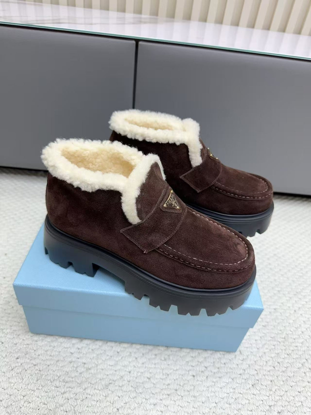 Prad 26ss Rounded Loafers Dark Brown Shearling Suede