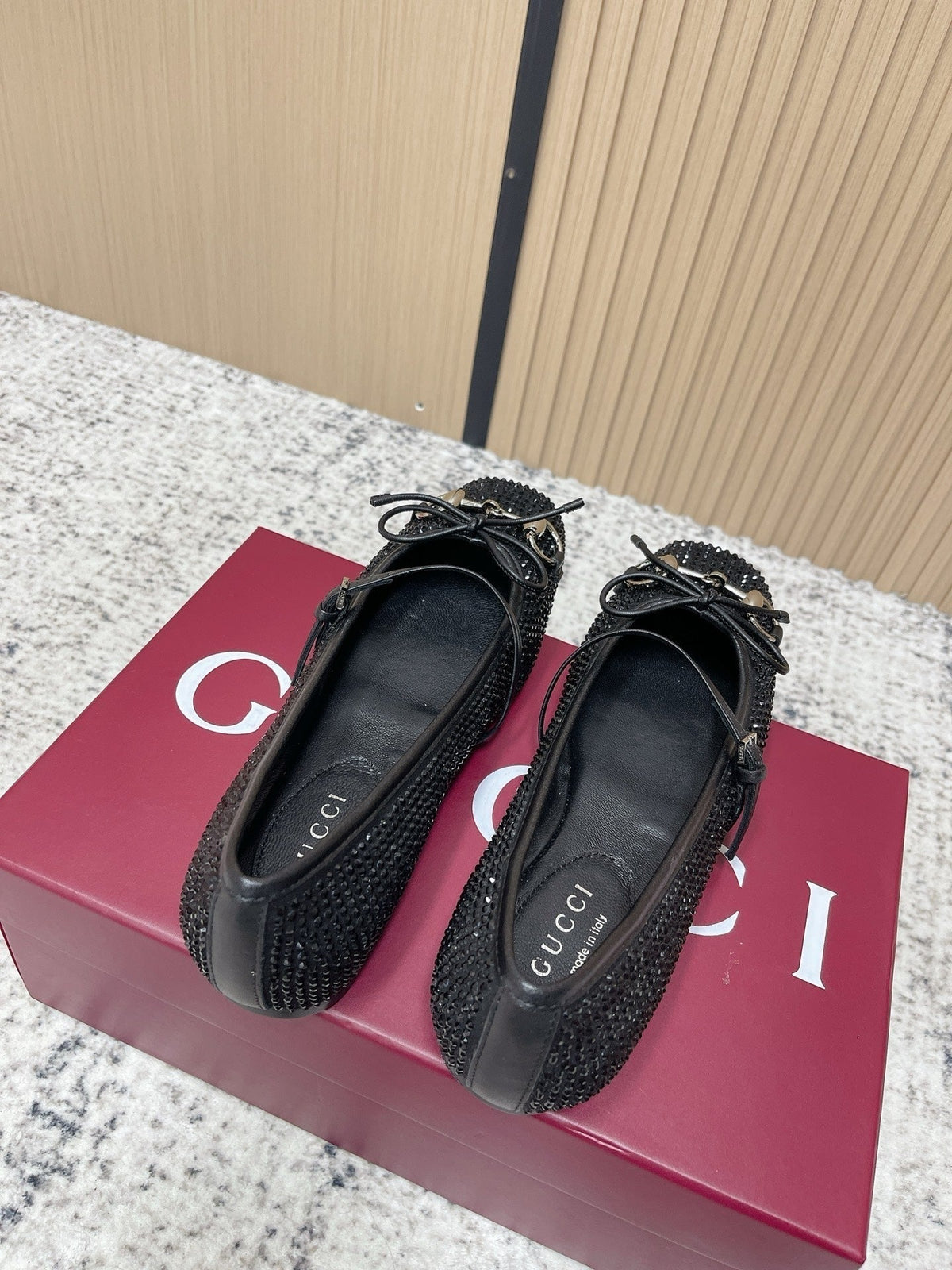 Gucci 26S Ballet Flats In Black Suede With Crystals