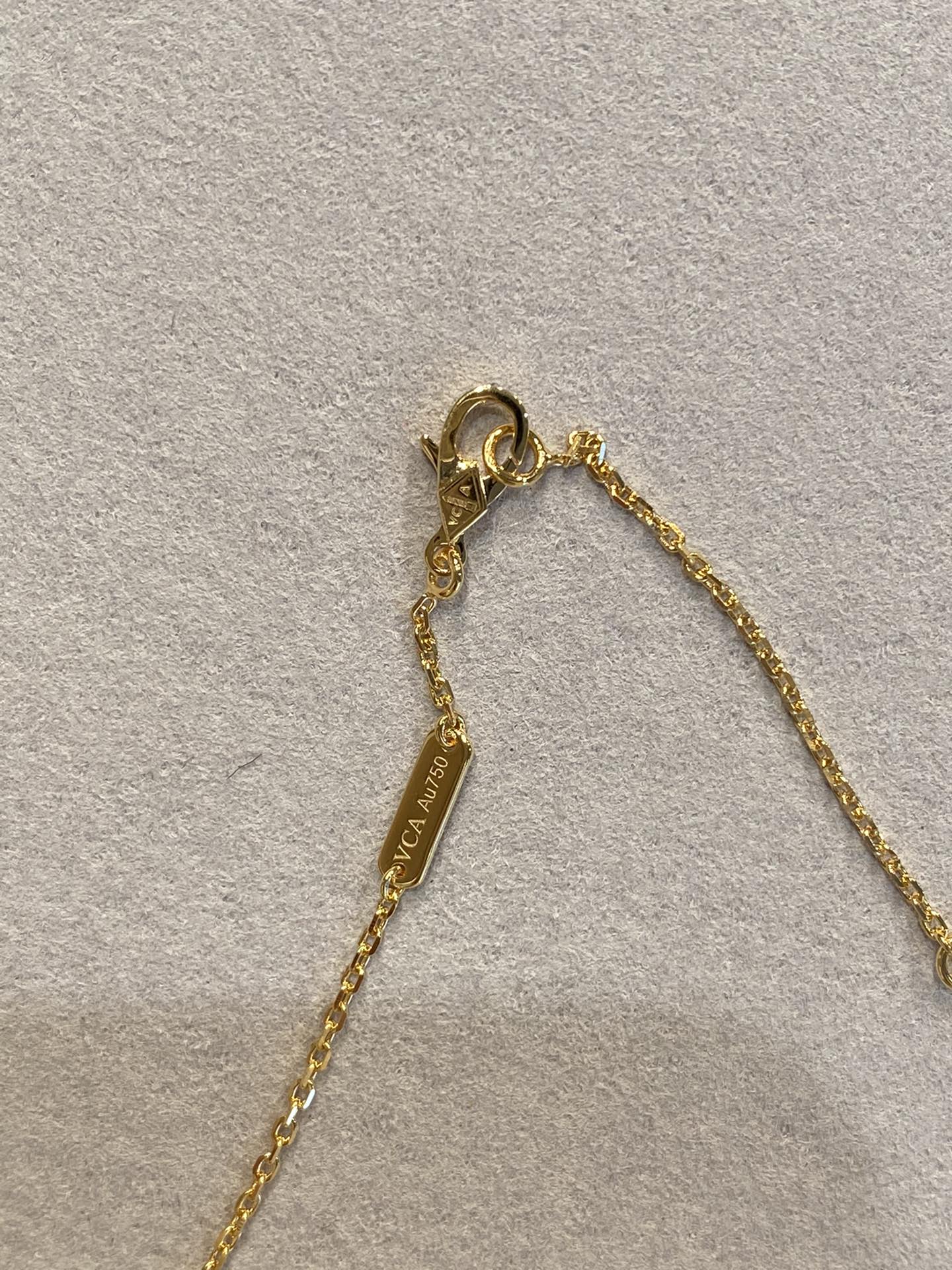 VCA Clover Vintage Agate Blue 1 Diamond Necklace Gold