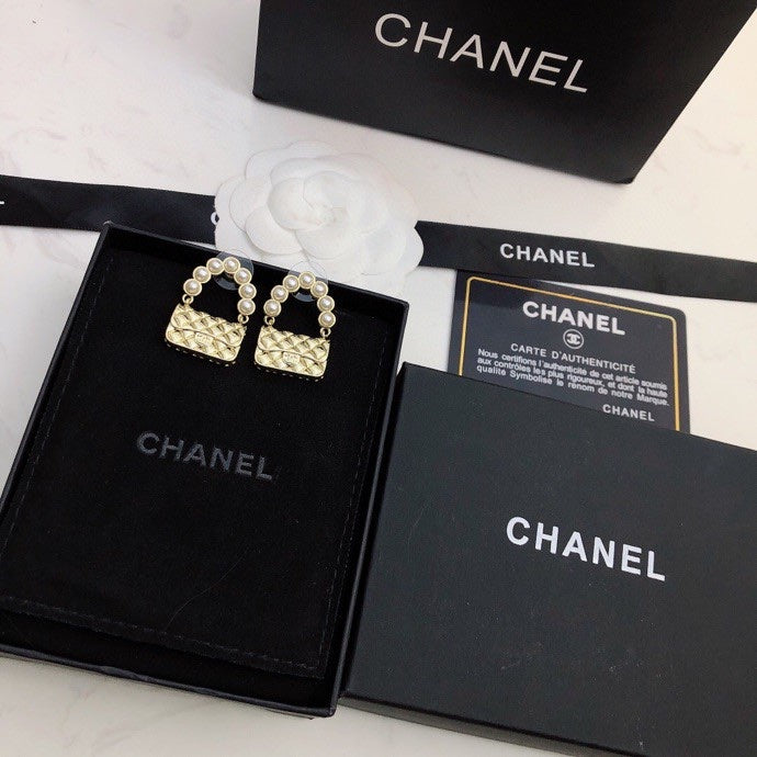 Chanel Pearl Quilted Flap Bag Earrings