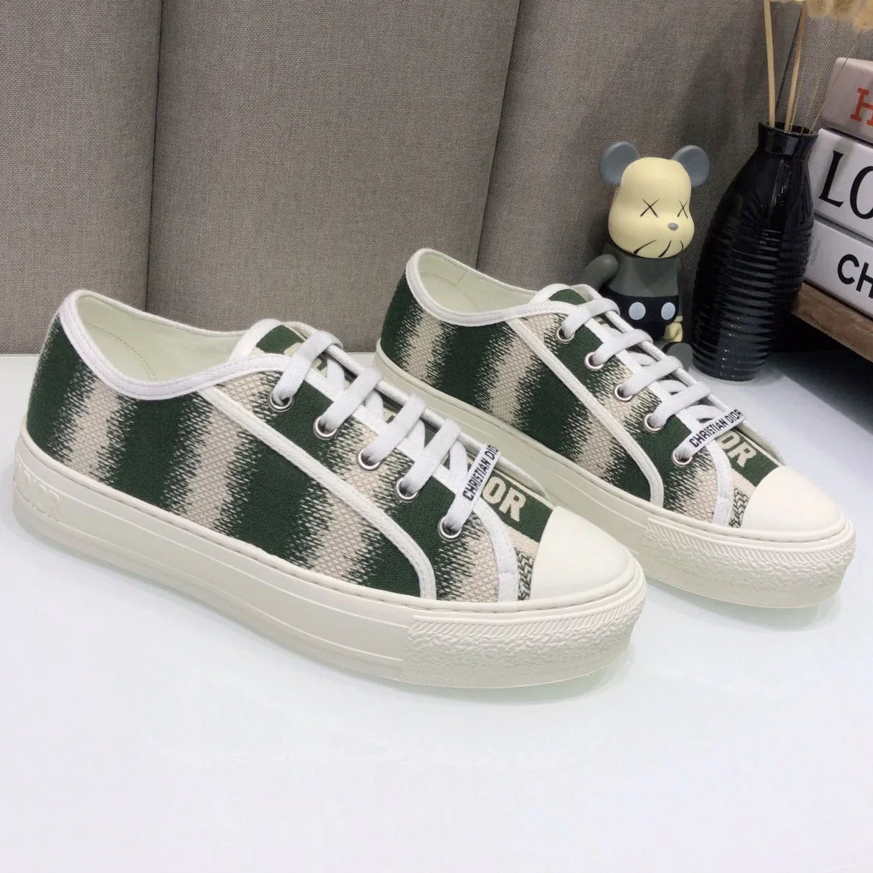 Dior 2026 Walk'n'Dior Low-Top Sneakers Canvas 966707
