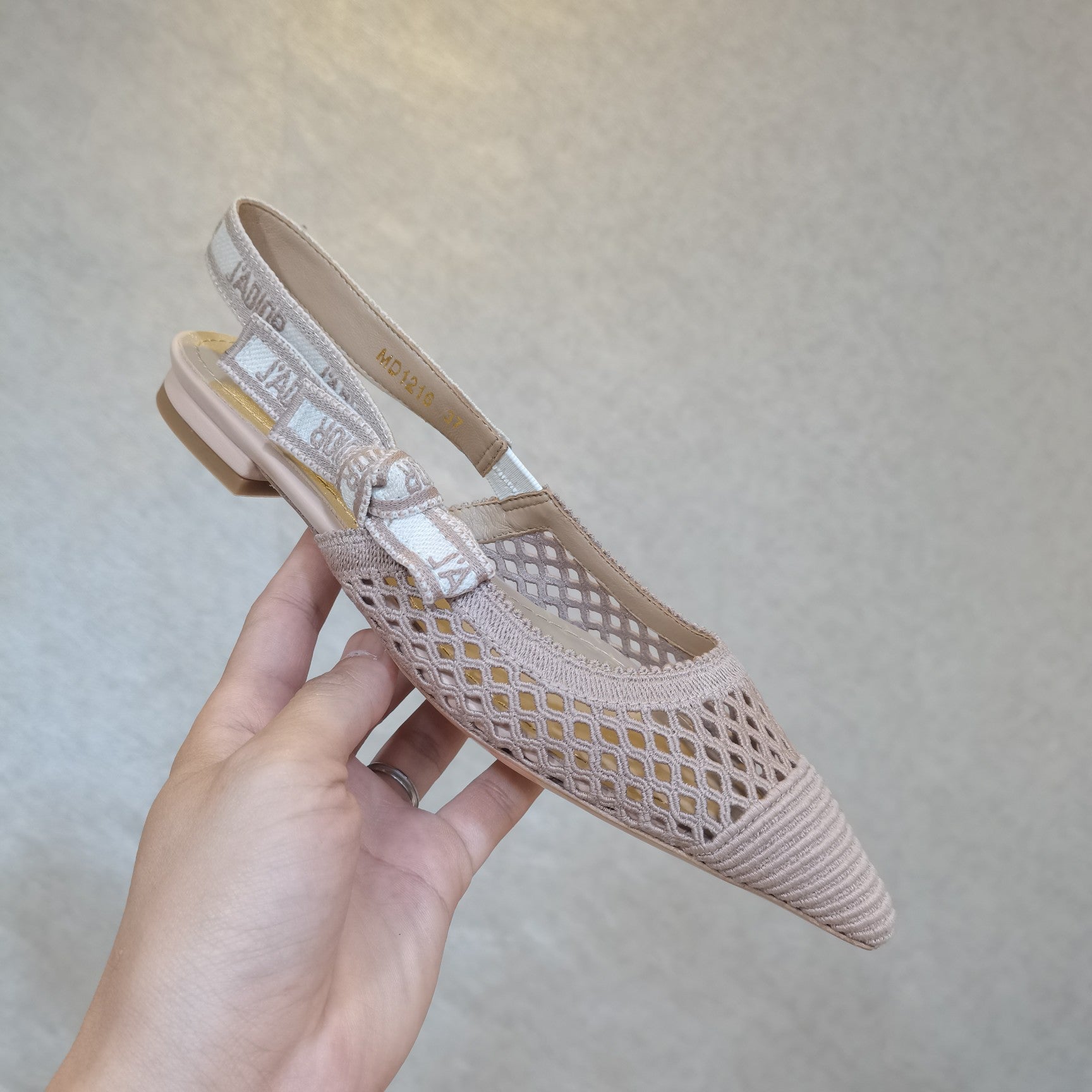 CD 25 J'Adior Slingback Flat Mesh and Fabric 237886