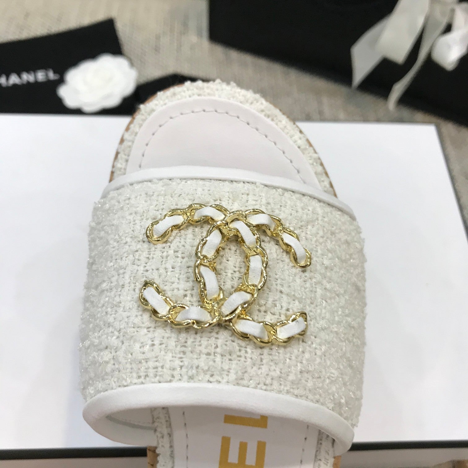 CC 26s Wooden Slippers White Tweed Lambskin 916900