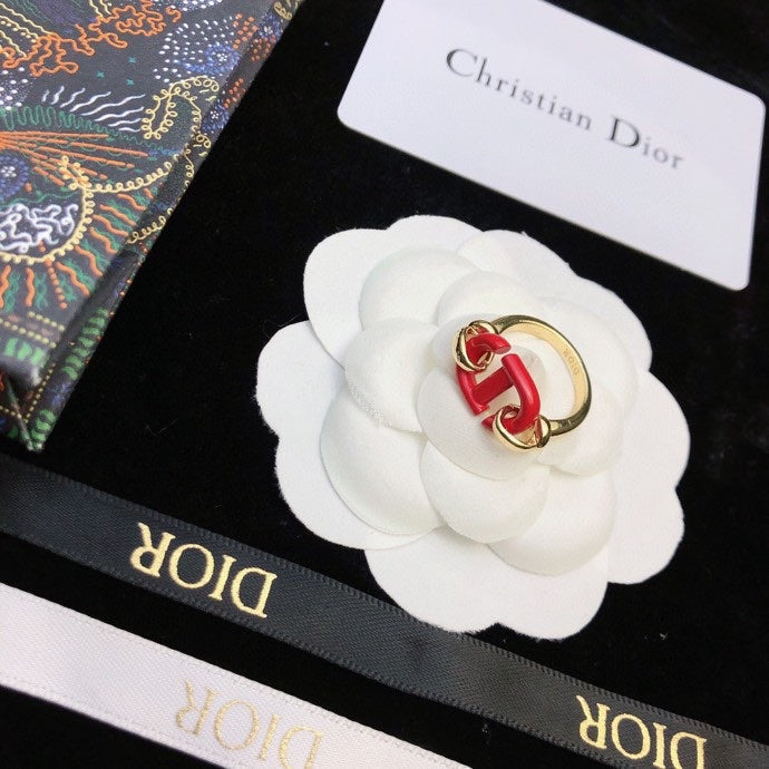 CD 26S Red Enamel Link Chain Ring In Gold Metal 633222