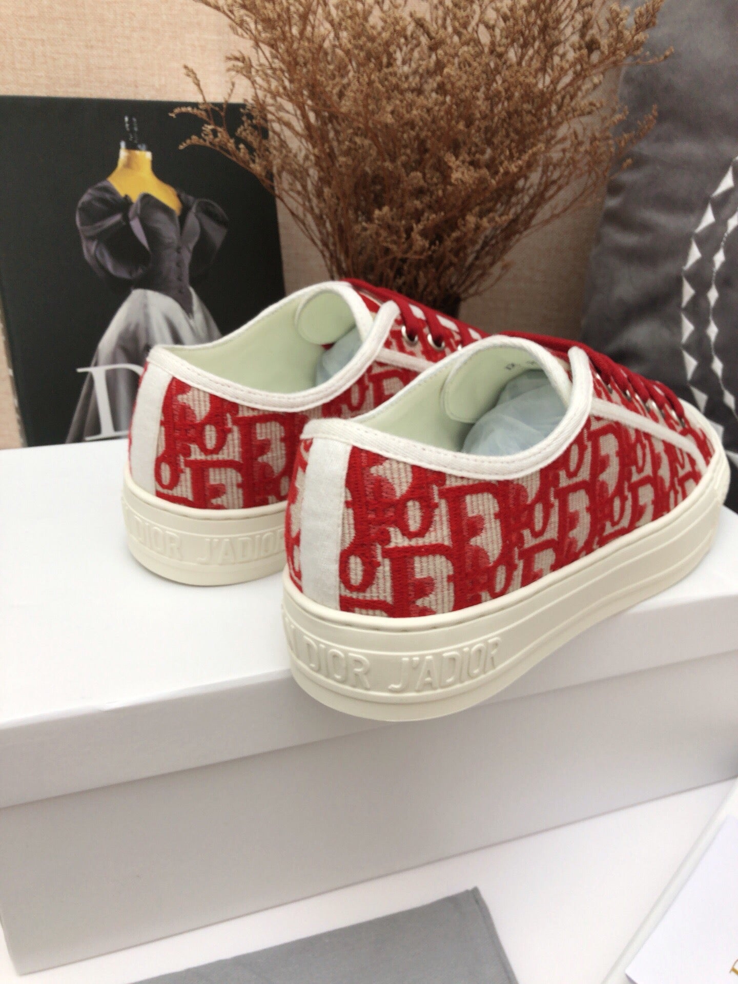 CD 26s Walk'n'Dior Sneaker Red Oblique Embroidered Cotton 966640