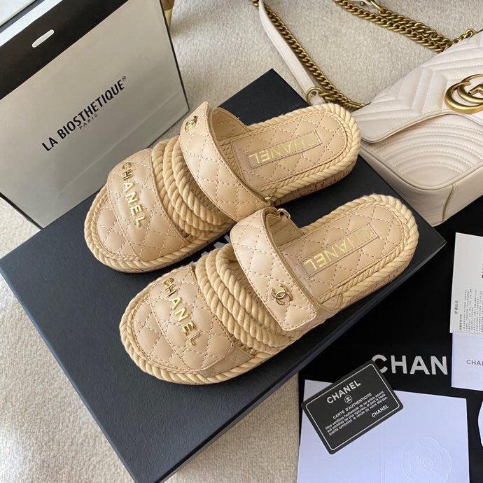 CC 26s Sandals Beige Fabric Calfskin 140028