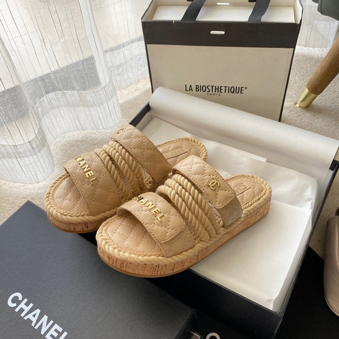 CC 26s Sandals Beige Fabric Calfskin 140028