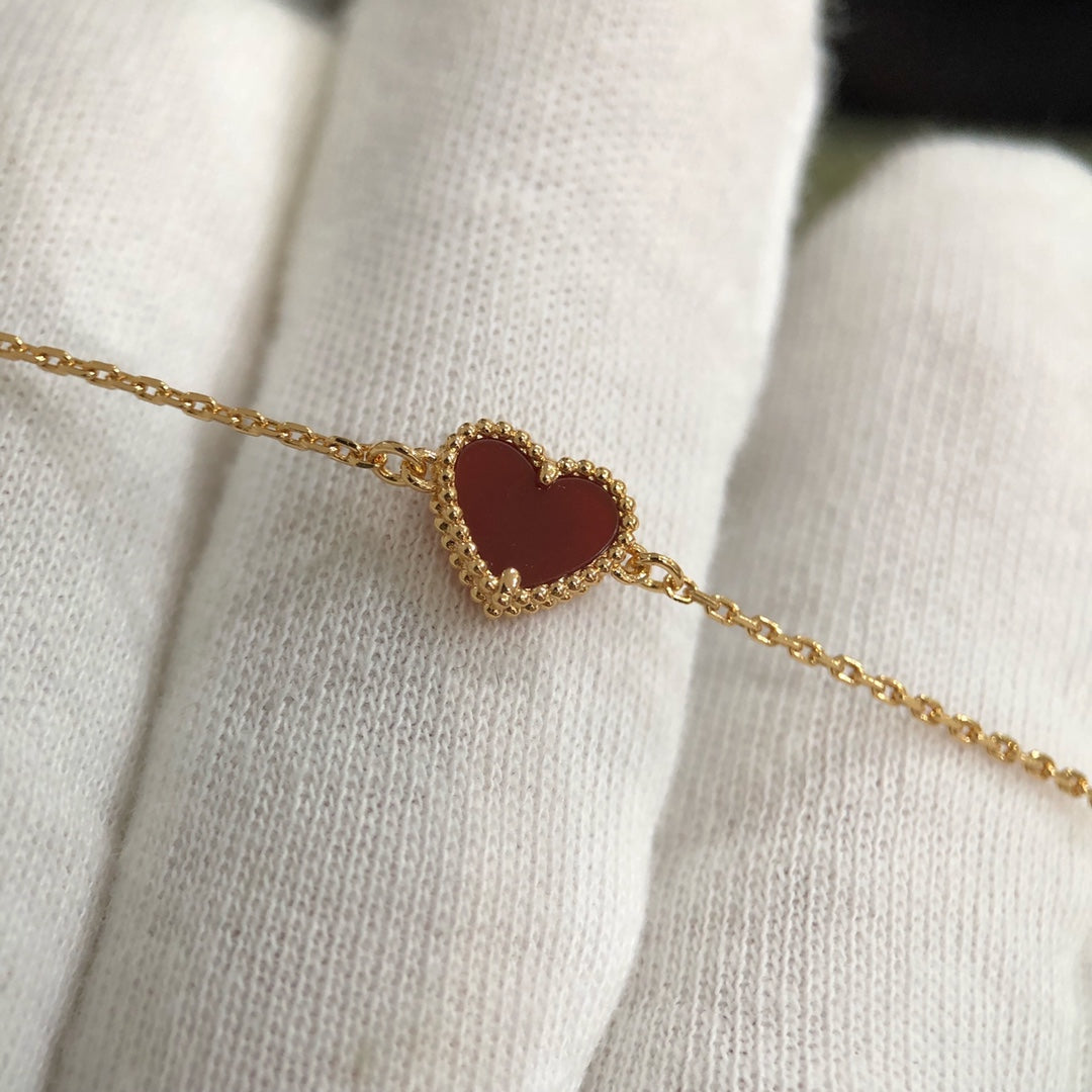 VCA Heart Red Gold 1 Motifs Bracelet