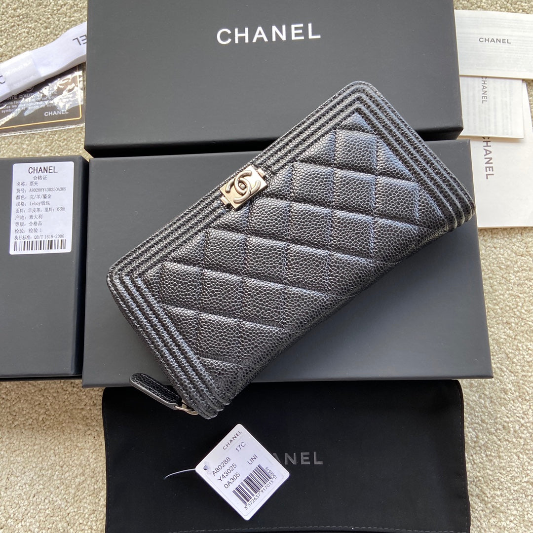CC Sliver Buckle Boy Zipper Coin Wallet Black Caviar 229743