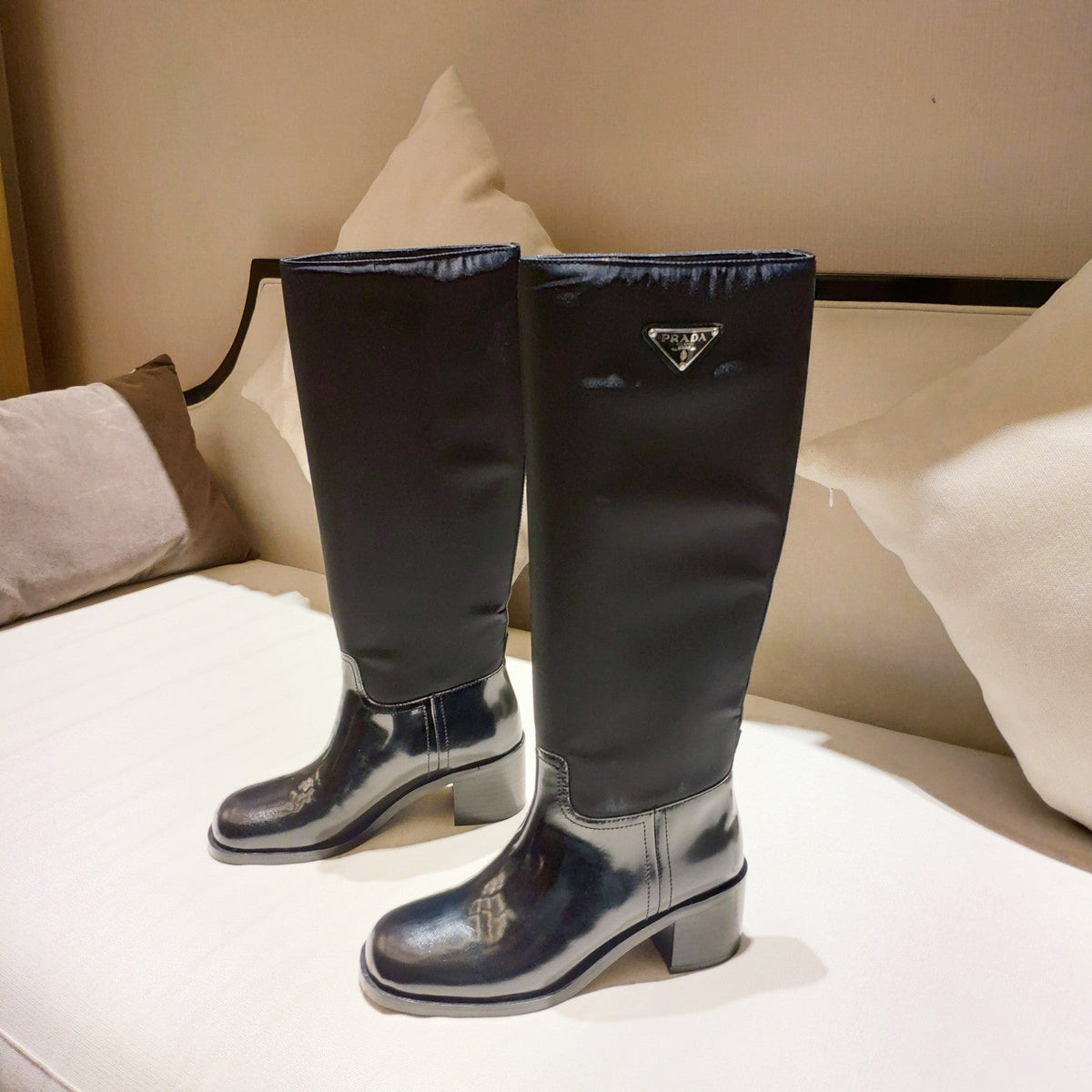Prada 26s Triangle Logo Knee-High Boots 5.5cm Black Nylon Patent Leather 109441