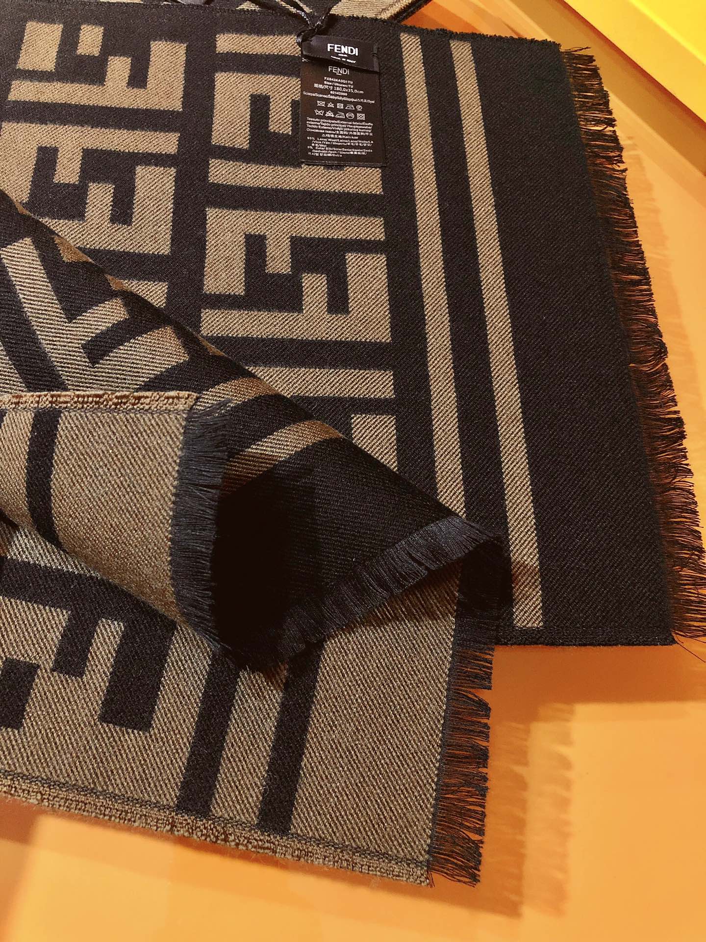 Fendi FF Monogram 180x45cm Brown Black Wool 136601