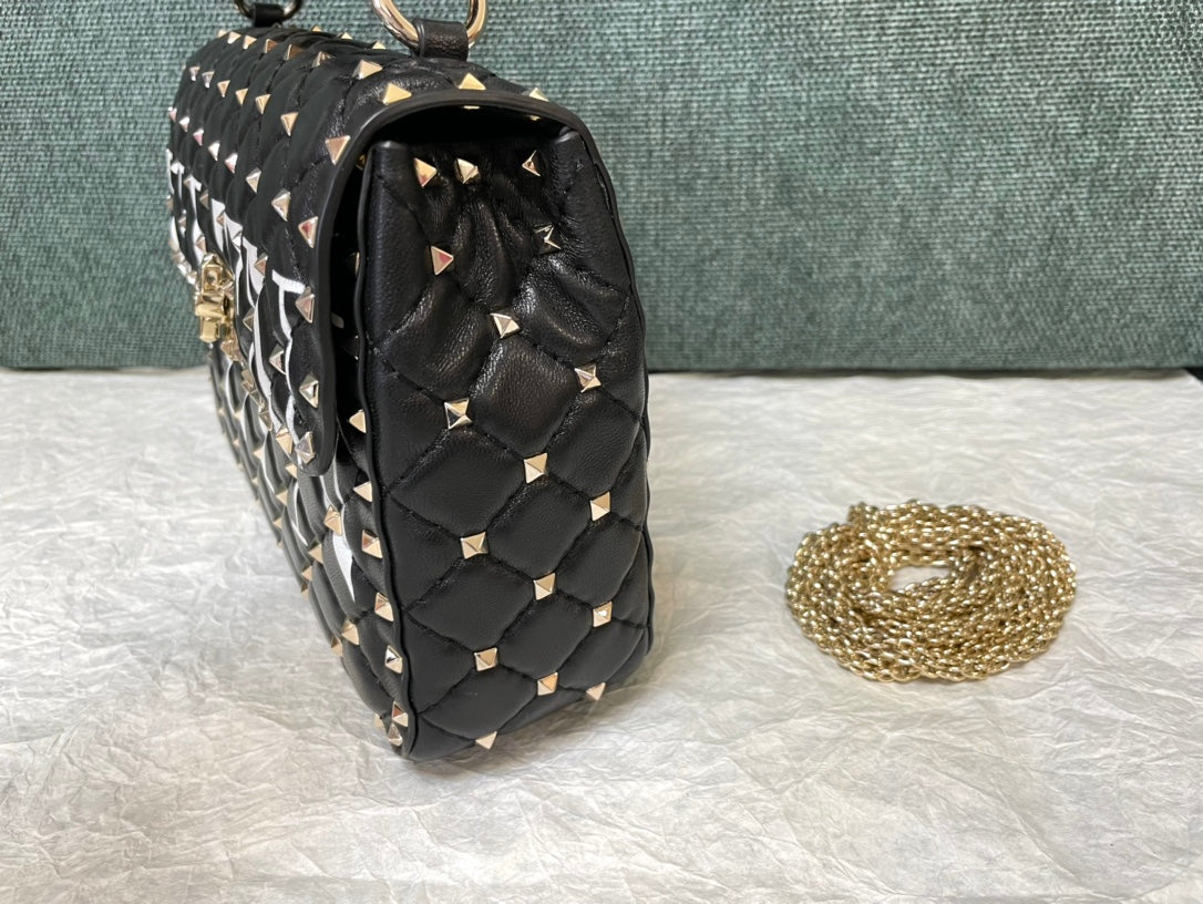 garavani rockstud spike medium 24cm black lambskin large logo