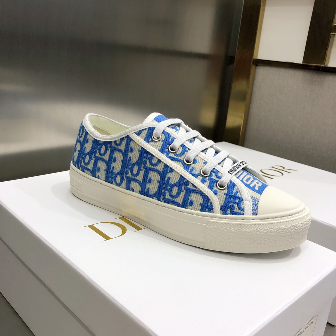 CD 26s Walk'n'Dior Sneaker Blue Oblique Embroidered Cotton 966651