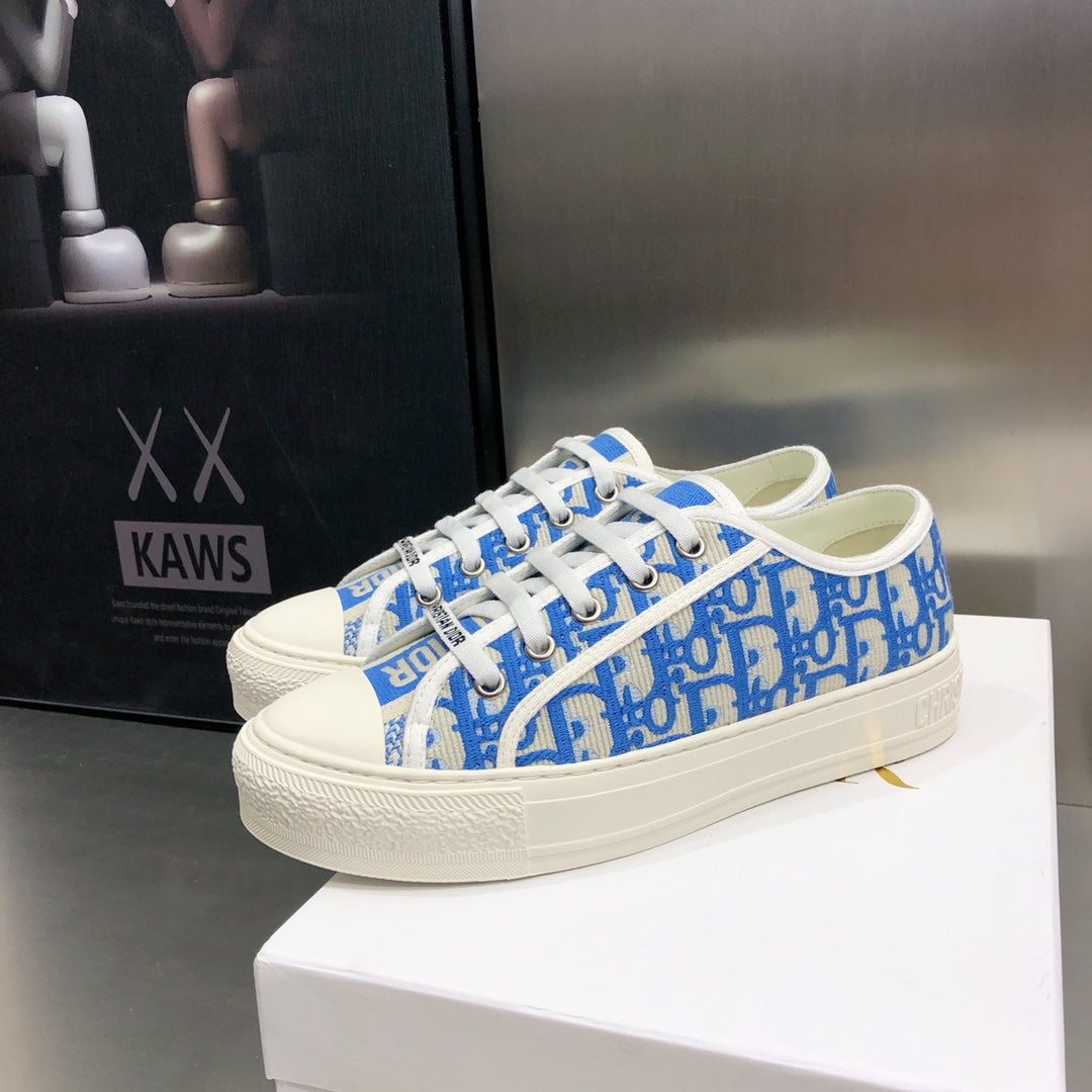 CD 26s Walk'n'Dior Sneaker Blue Oblique Embroidered Cotton 966651