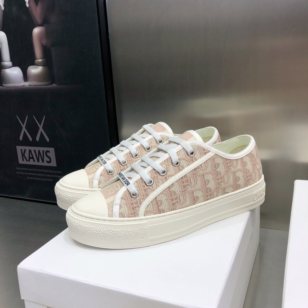 CD 26s Walk'n'Dior Sneaker Muted Pink Oblique Embroidered Cotton 966650